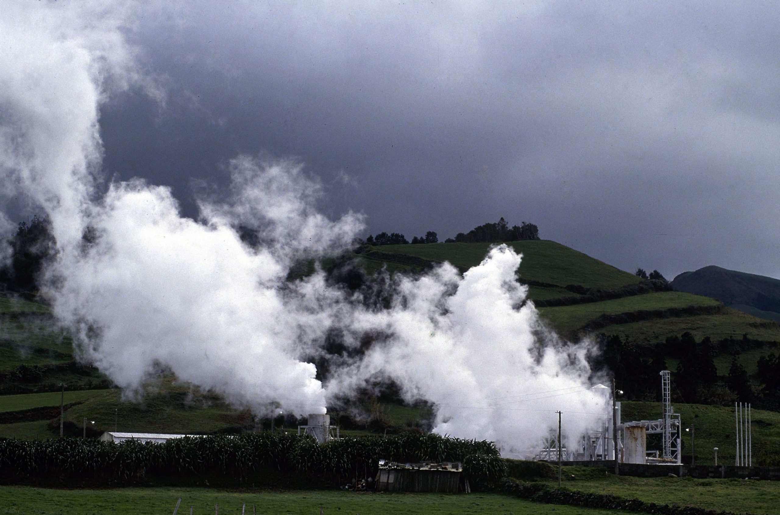 Estudo testa viabilidade do uso de dióxido de carbono na extração de energia geotérmica