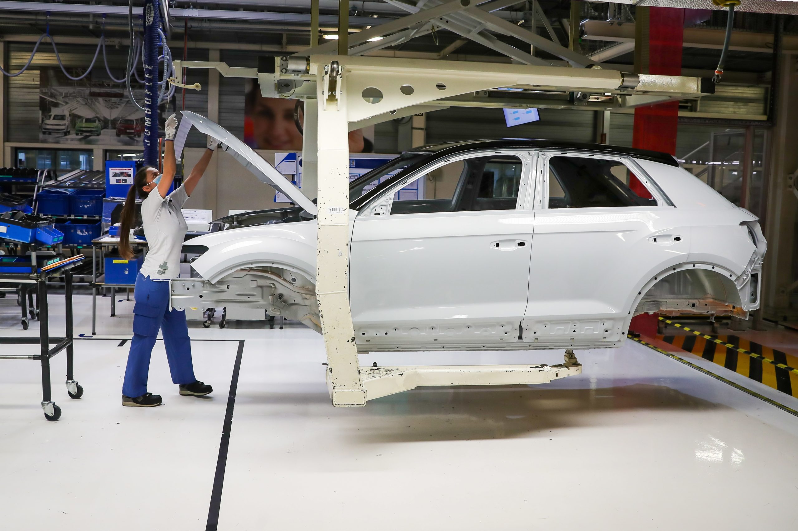 Paragem de produção na Autoeuropa provoca cortes salariais de 5% a 33% no parque industrial