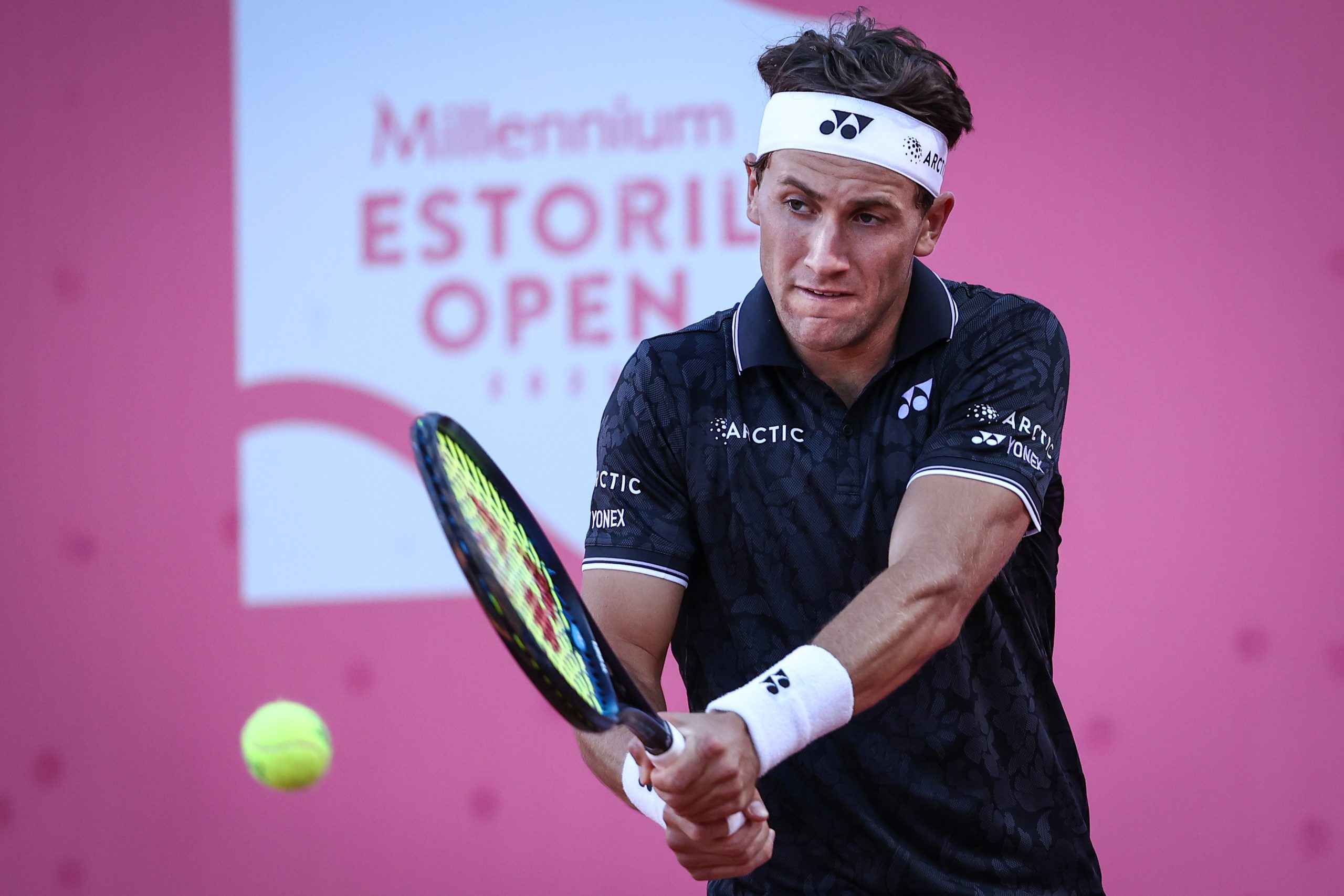 Ruud e Báez lutam por vaga nas meias-finais do Estoril Open