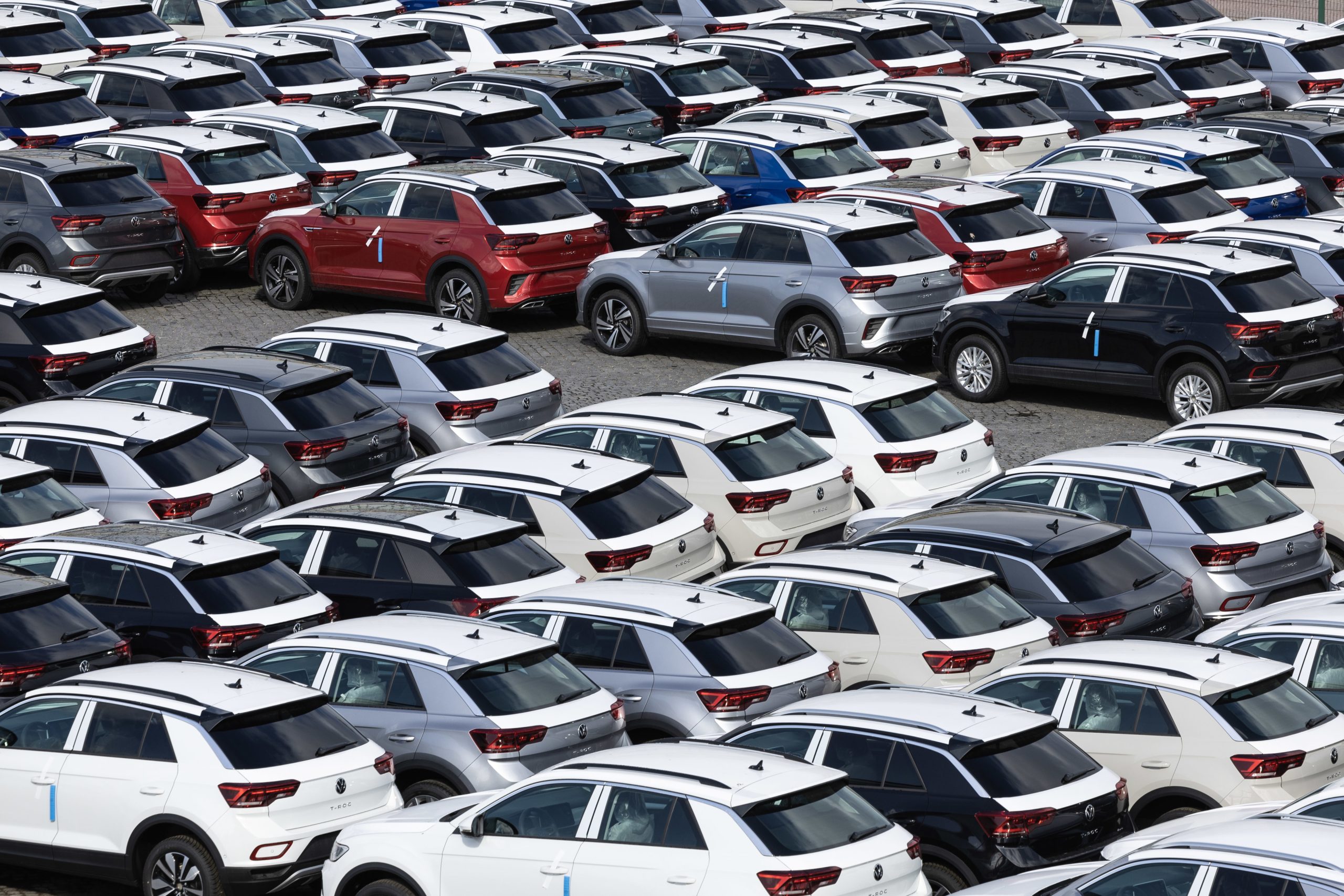 “Vamos ter uma grande greve geral”. Líderes da CGTP e da UGT na sede da AutoEuropa