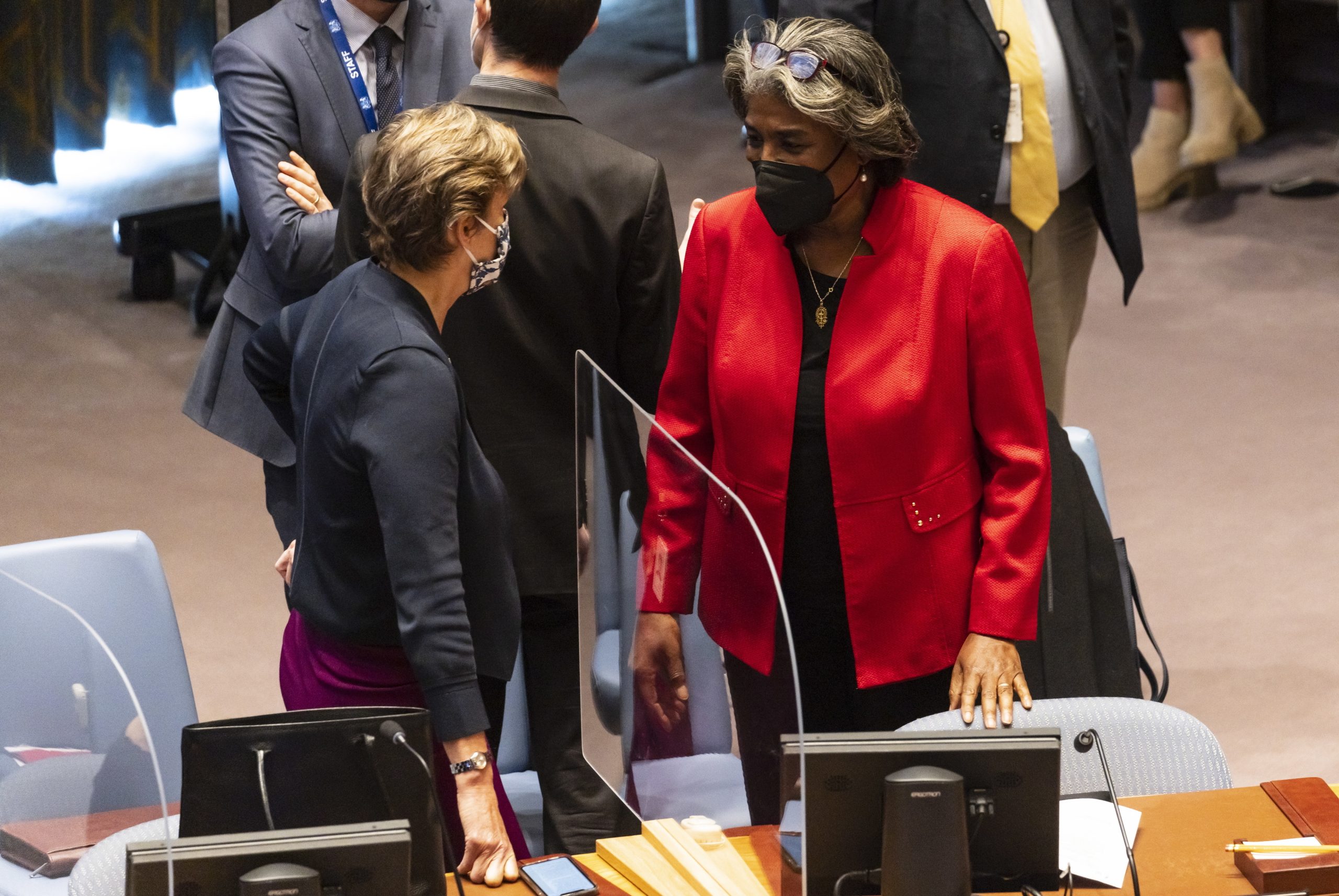 “Graças a Deus, o mundo escapou a uma catástrofe nuclear”. EUA condenam na ONU ataque russo a Zaporizhzhia, Rússia rejeita autoria
