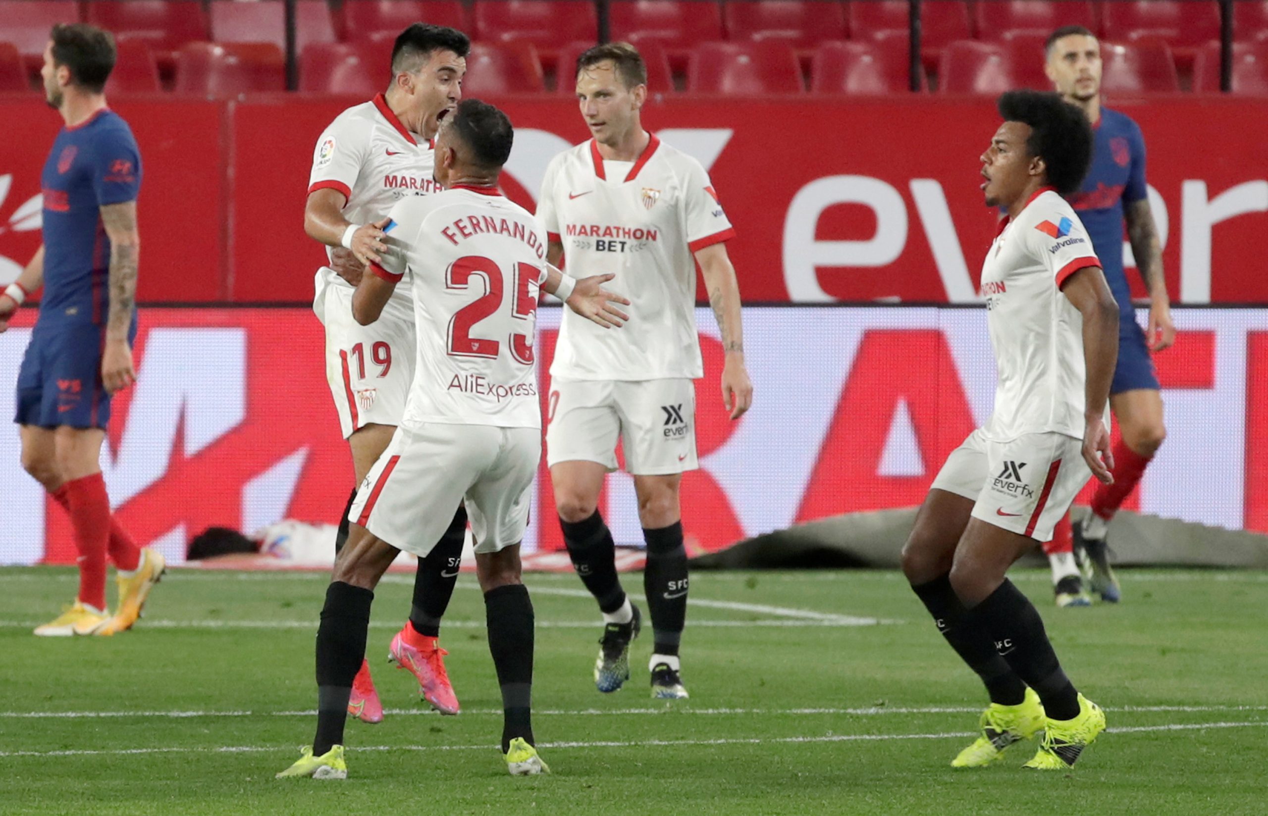 Golo do ex-Sporting Acuña verga líder Atlético de Madrid