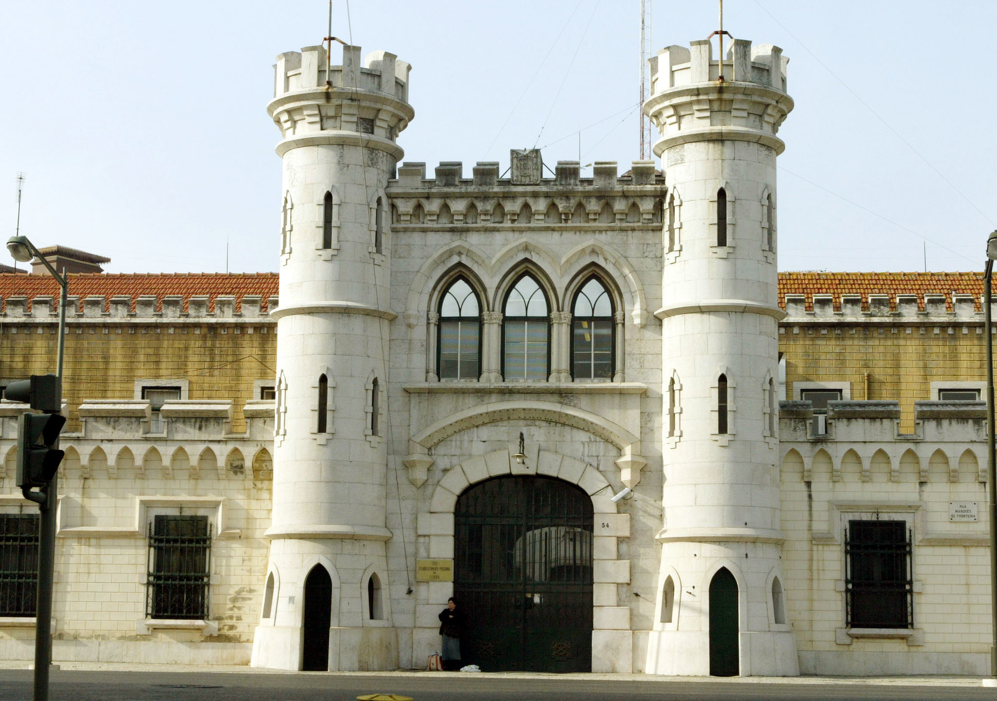 Provedora destaca pela negativa degradação das prisões de Lisboa e Ponta Delgada