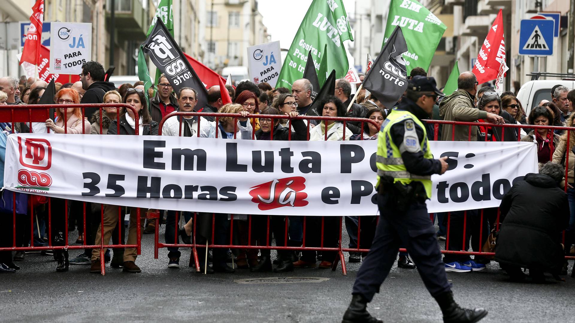 OE2017: quanto custa o regresso às 35 horas?