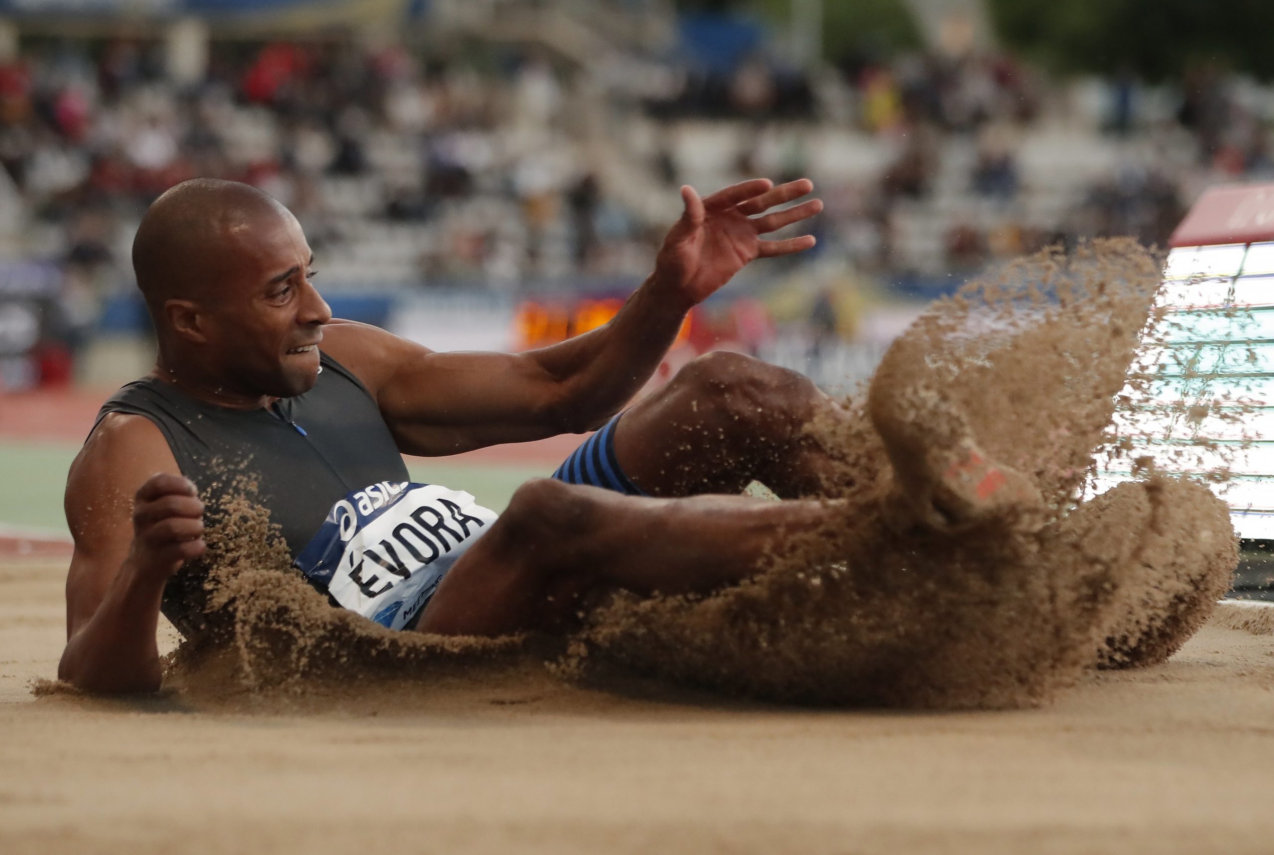 Cinco pistas em simultâneo recebem Campeonatos de Portugal de atletismo