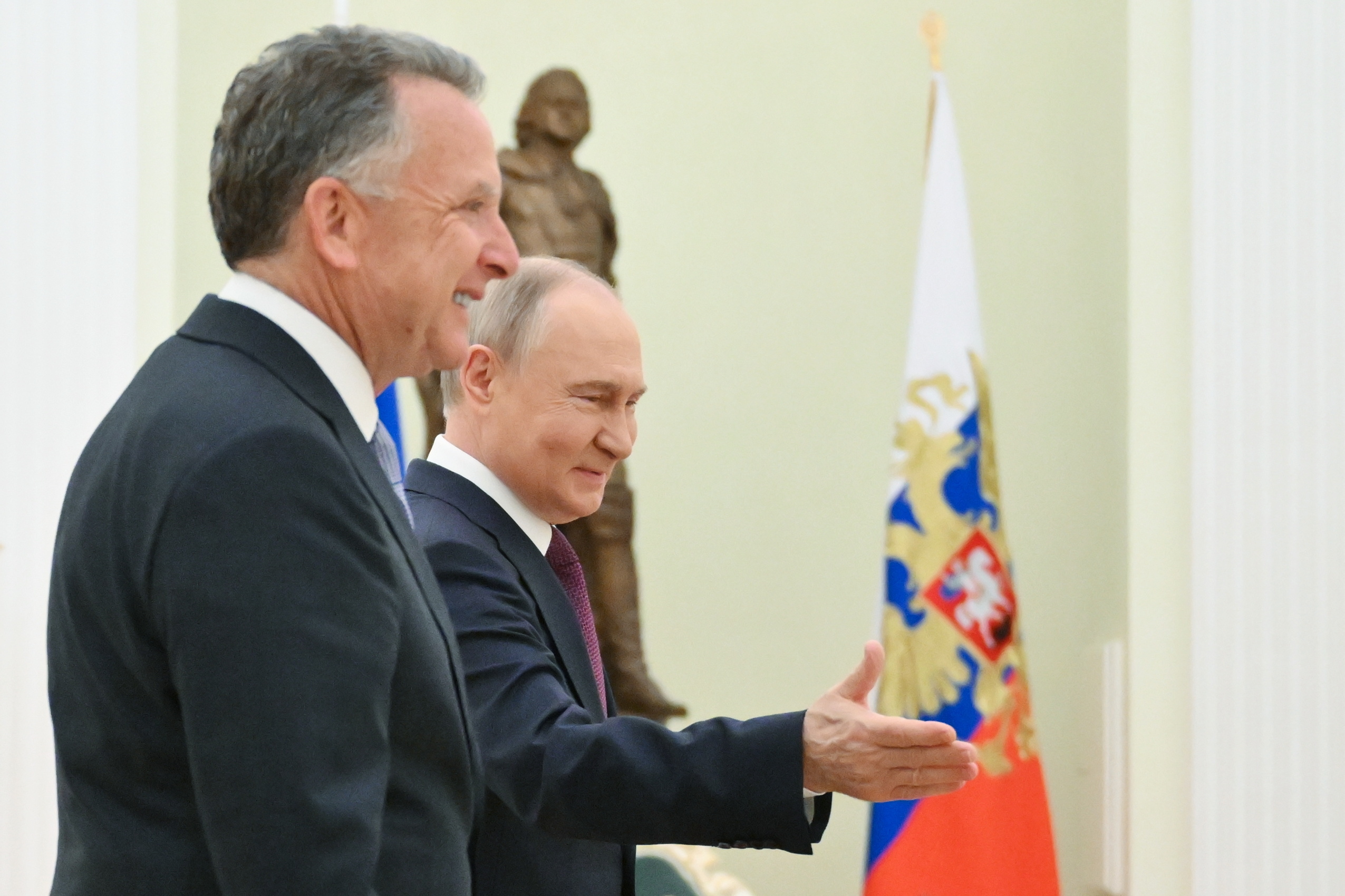 Putin recebe enviado dos EUA para avançar plano de paz na Ucrânia