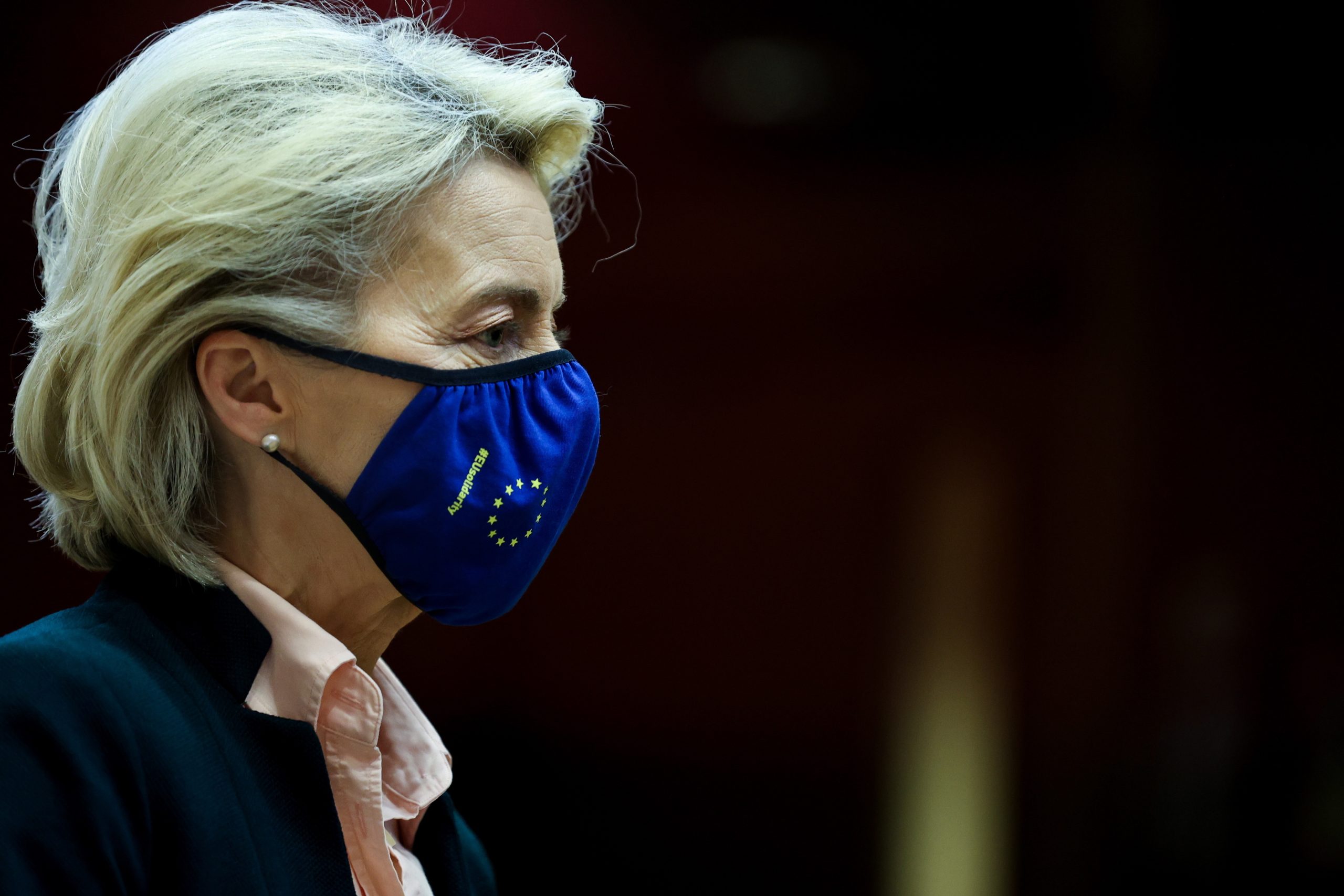 Von der Leyen insiste na eficácia das vacinas e dá exemplo de Portugal