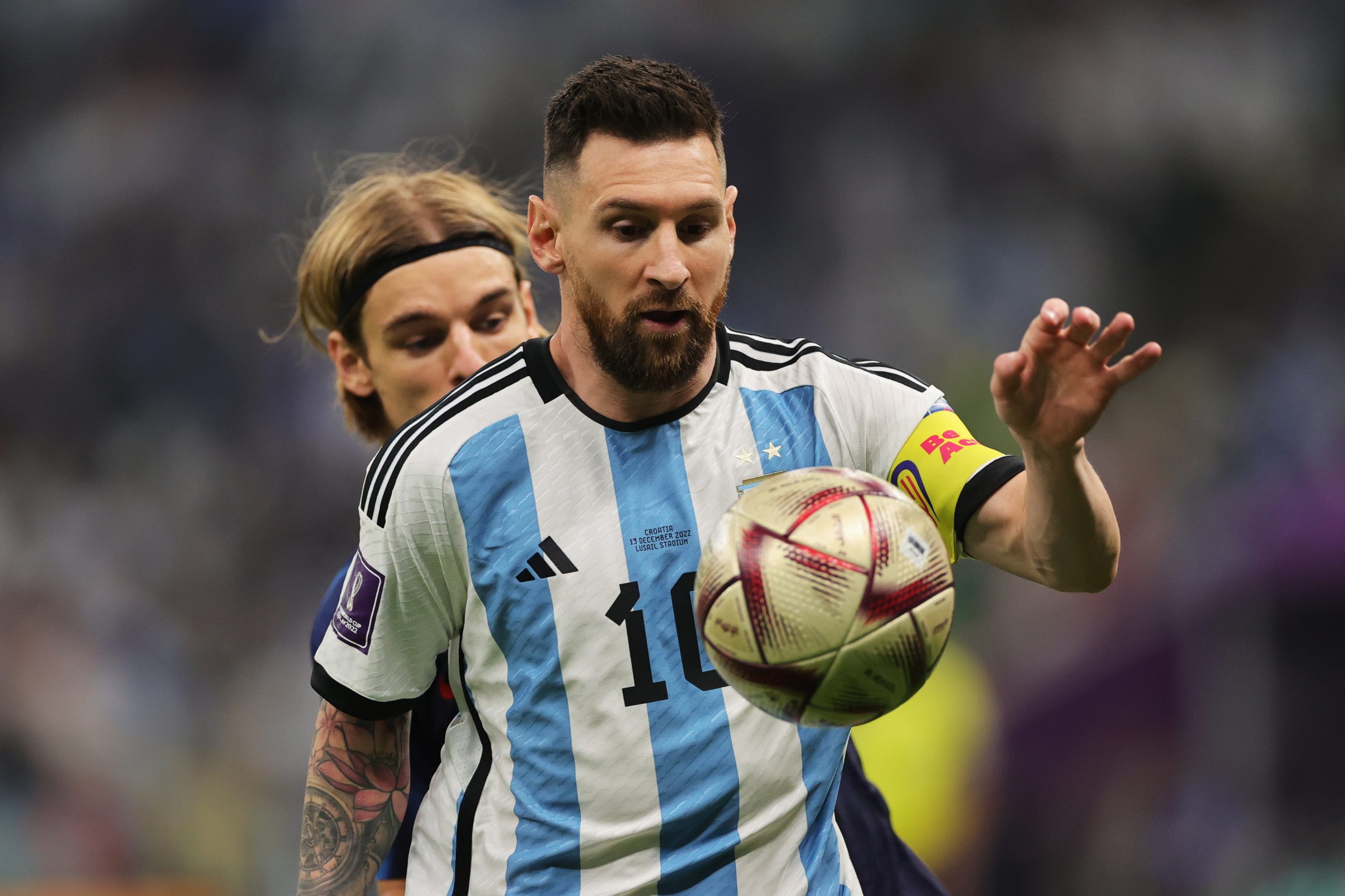 Messi torna-se, a par de Matthäus, no jogador com mais jogos em Mundiais