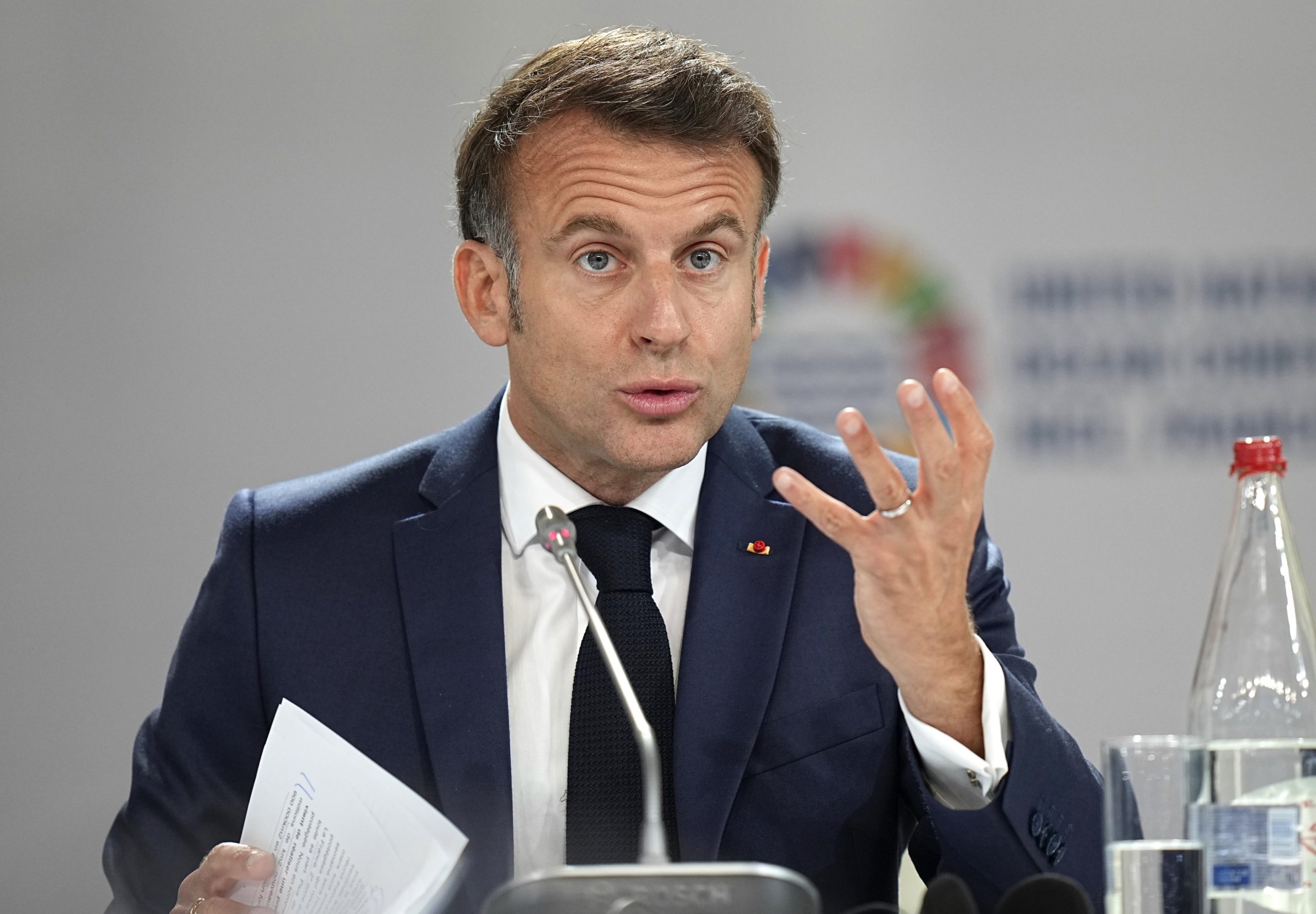“A atual escalada é perigosa para todos. Tem de cessar”. Macron pede reunião urgente do Conselho de Segurança da ONU