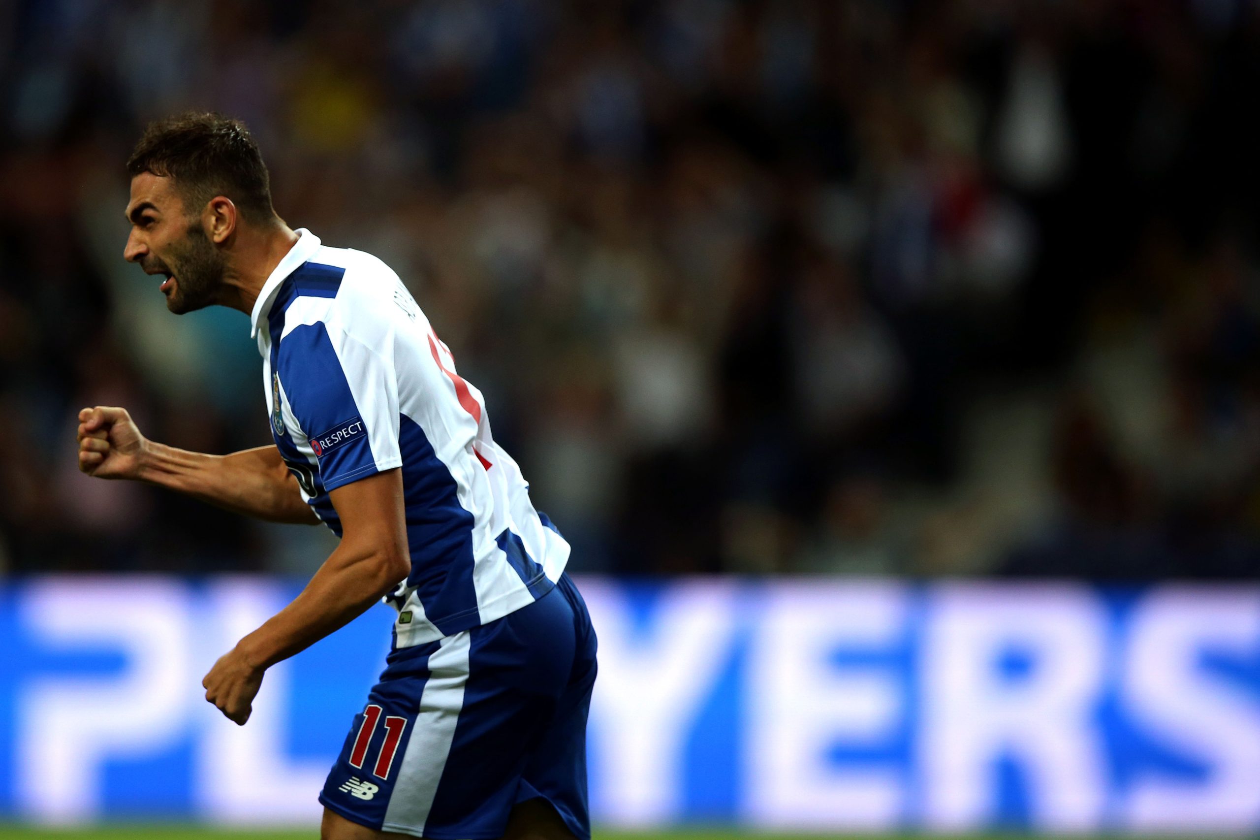 André Silva e Adrián López em pleno no regresso de Óliver aos treinos no FC Porto