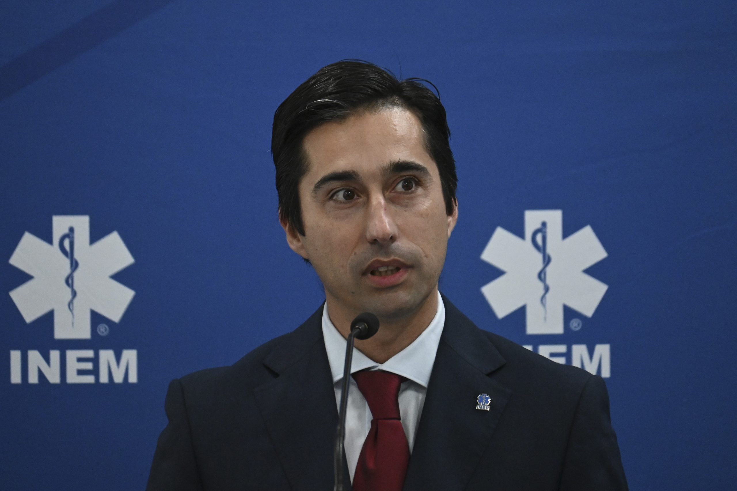 Presidente do INEM será substituído após reunião com ministra da Saúde