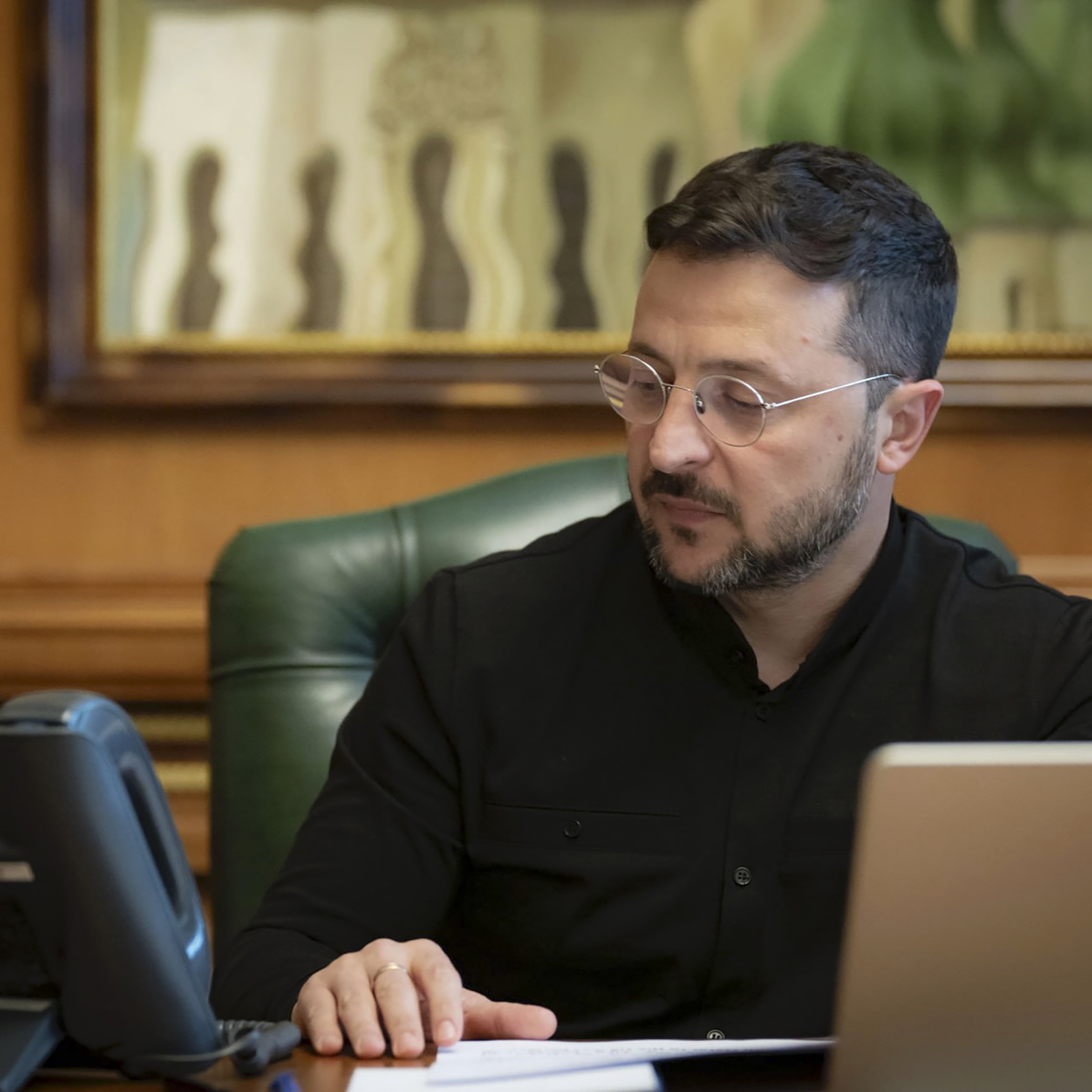 Zelensky apela a resposta dos EUA e Europa após novo forte ataque russo