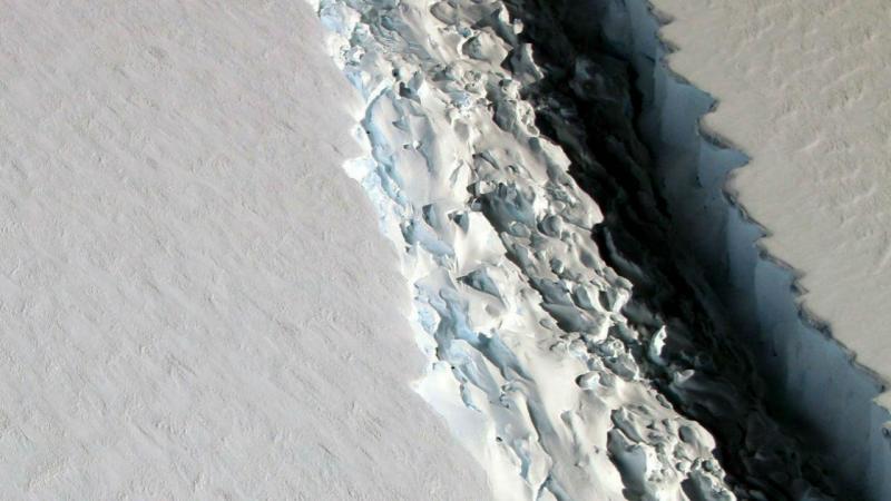 Clima: Eventos fortes do fenómeno El Niño derreteram bancos de gelo da Antártida