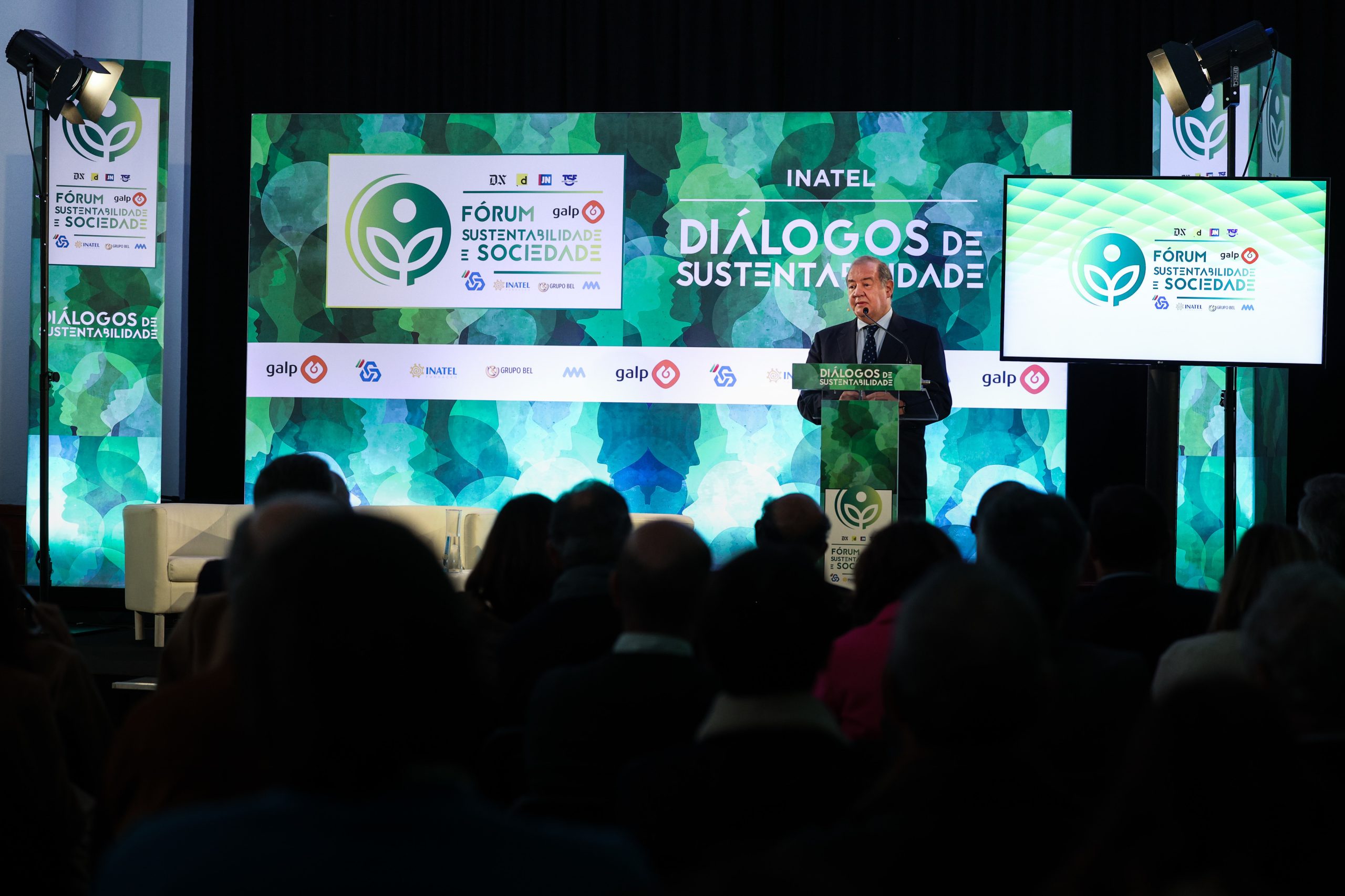 Costa Silva quer eixo atlântico da economia do mar contra alterações climáticas