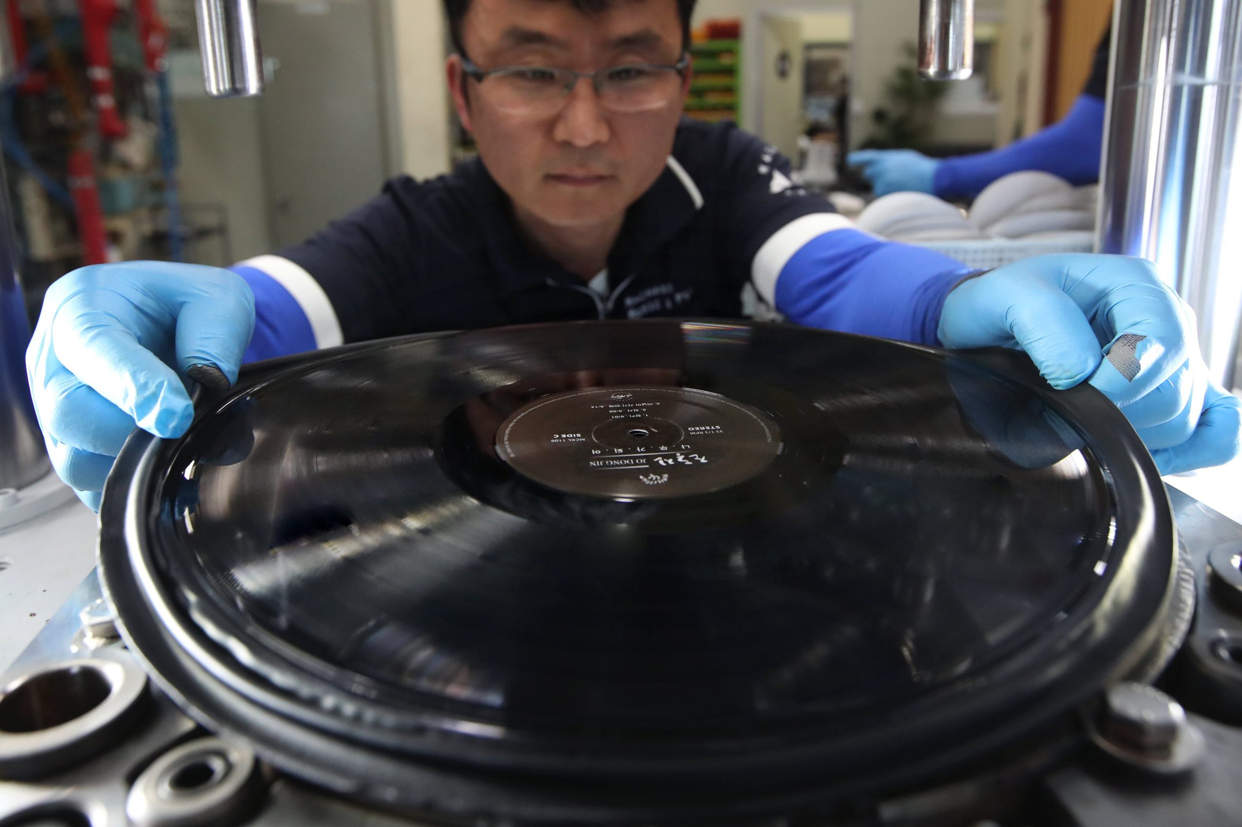 30 anos depois, Sony volta a fabricar discos de vinil