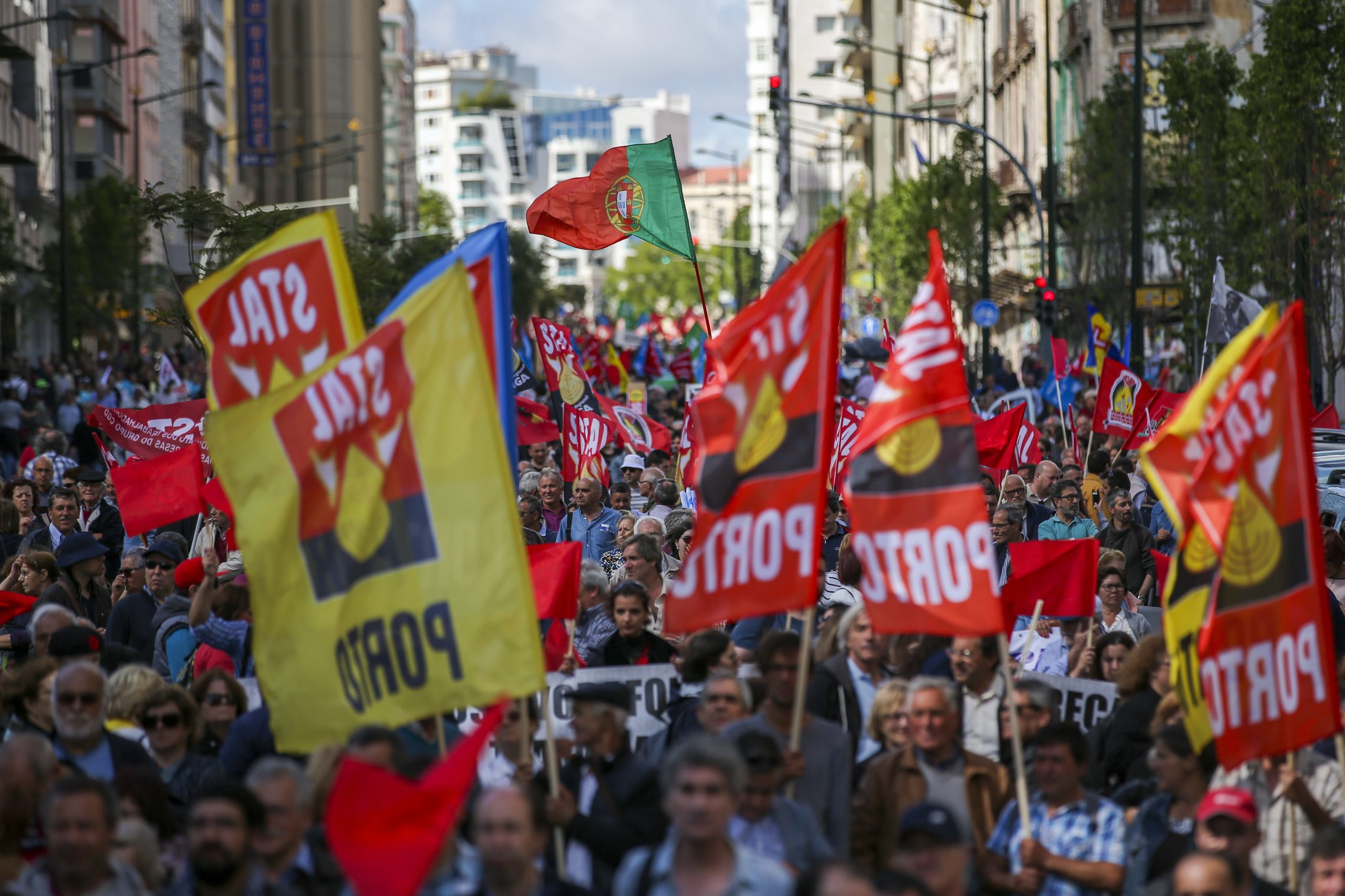 CGTP. Milhares de trabalhadores manifestam-se hoje contra a precariedade
