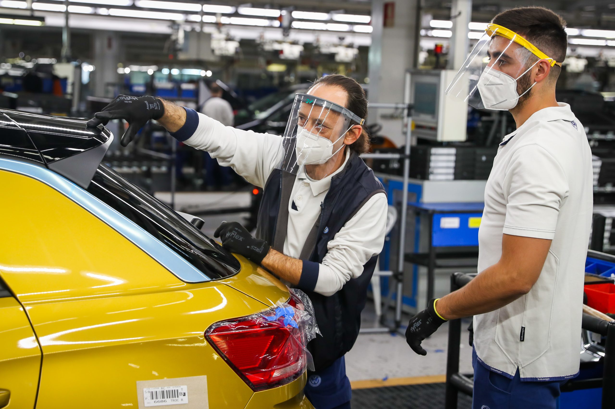 Autoeuropa inicia hoje greve parcial por aumento salarial extraordinário