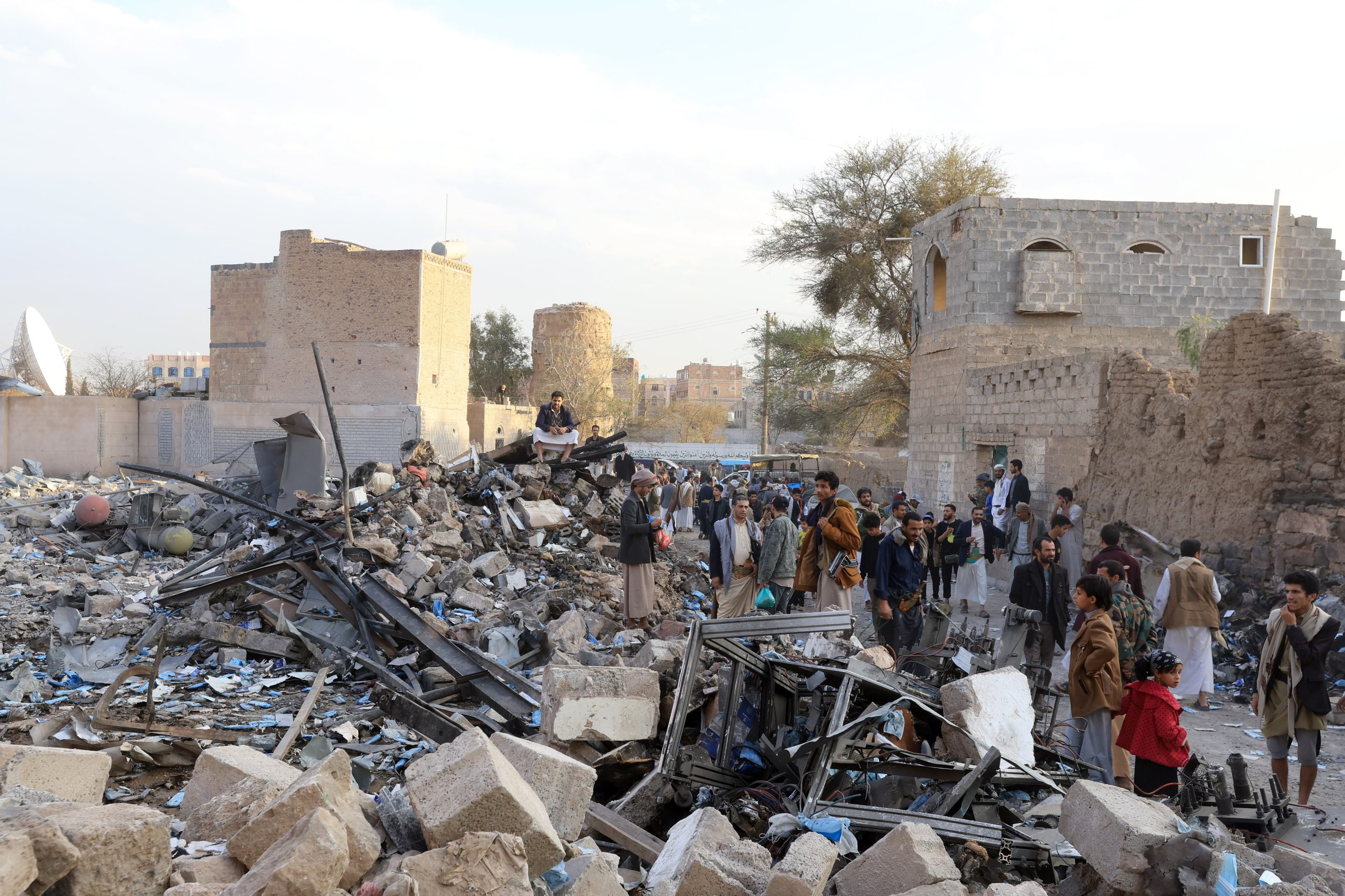 Houthis relatam “agressão” dos EUA com ataques a regiões iemenitas