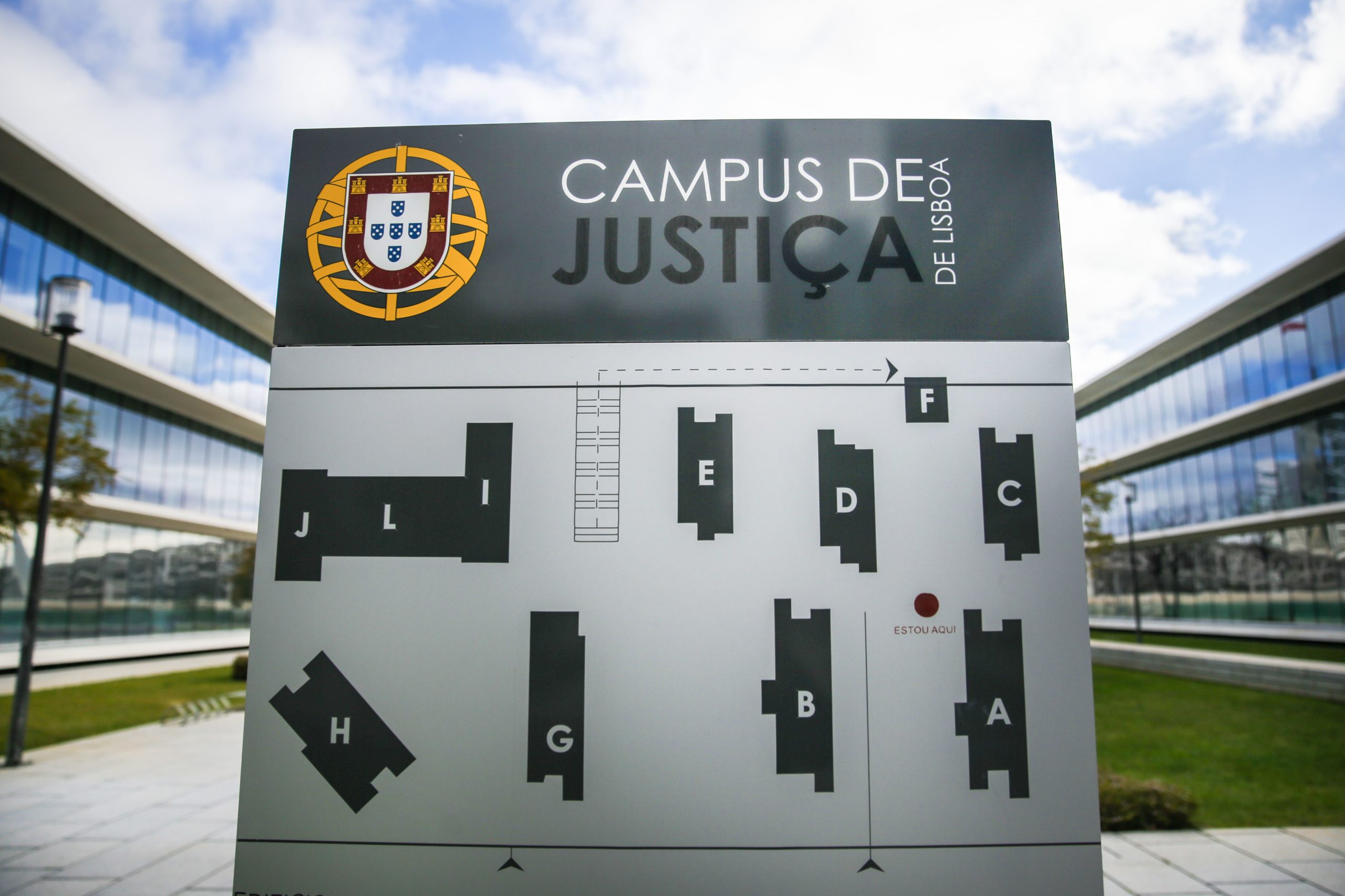 Juiz considerou desproporcionais medidas de coação pedidas pelo Ministério Público