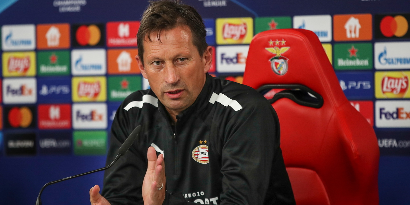 Benfica oficializa contratação de Roger Schmidt
