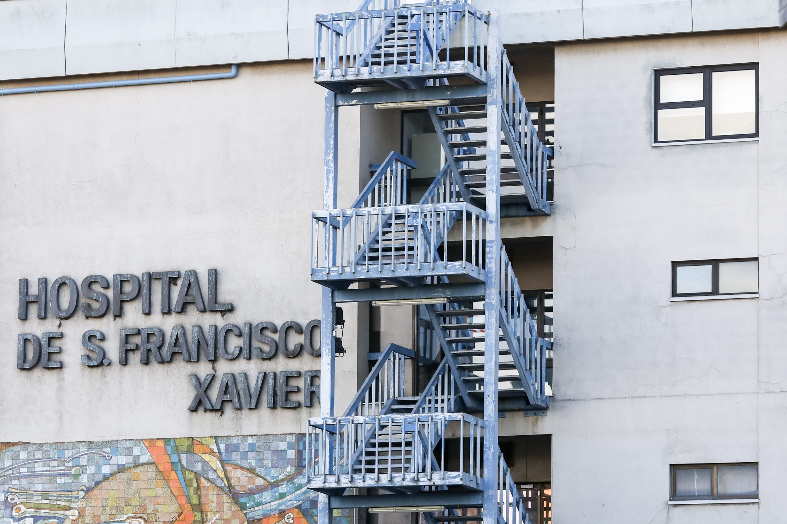 Situação no Hospital S. Francisco Xavier regularizada após inundações