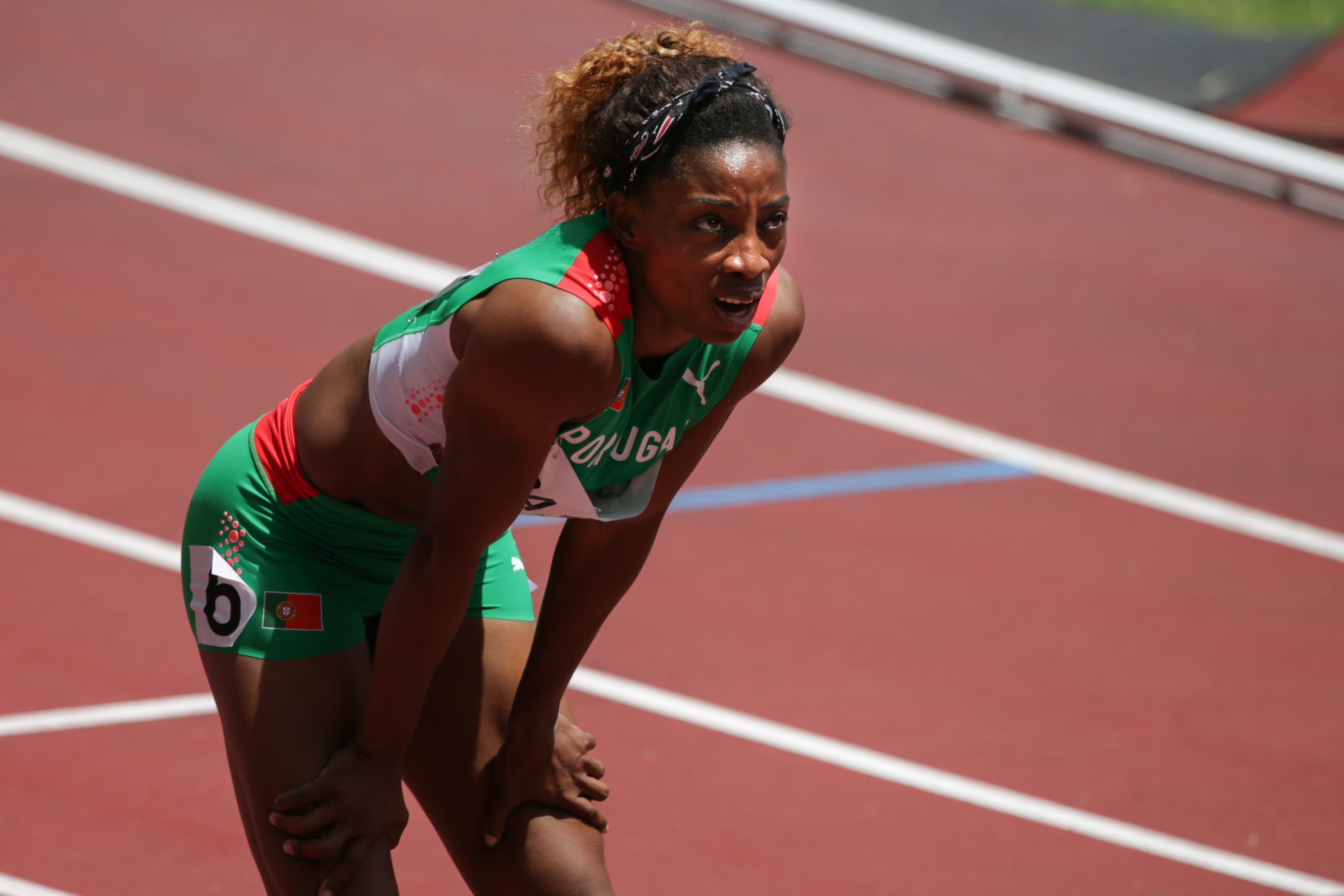 Portuguesa Lorène Bazolo falha final dos 200 metros