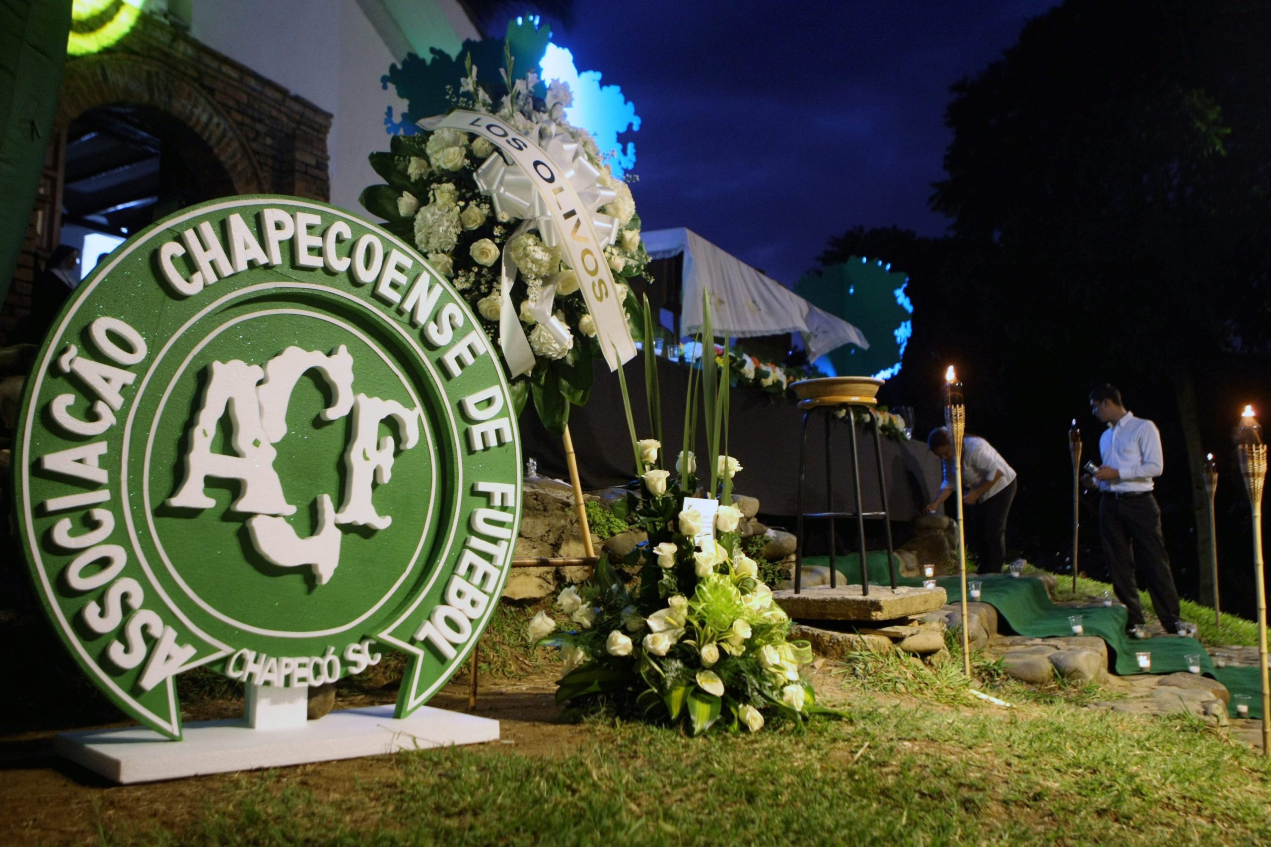 Chapecoense defende que cântico da claque portista desrespeita a memória dos mortos