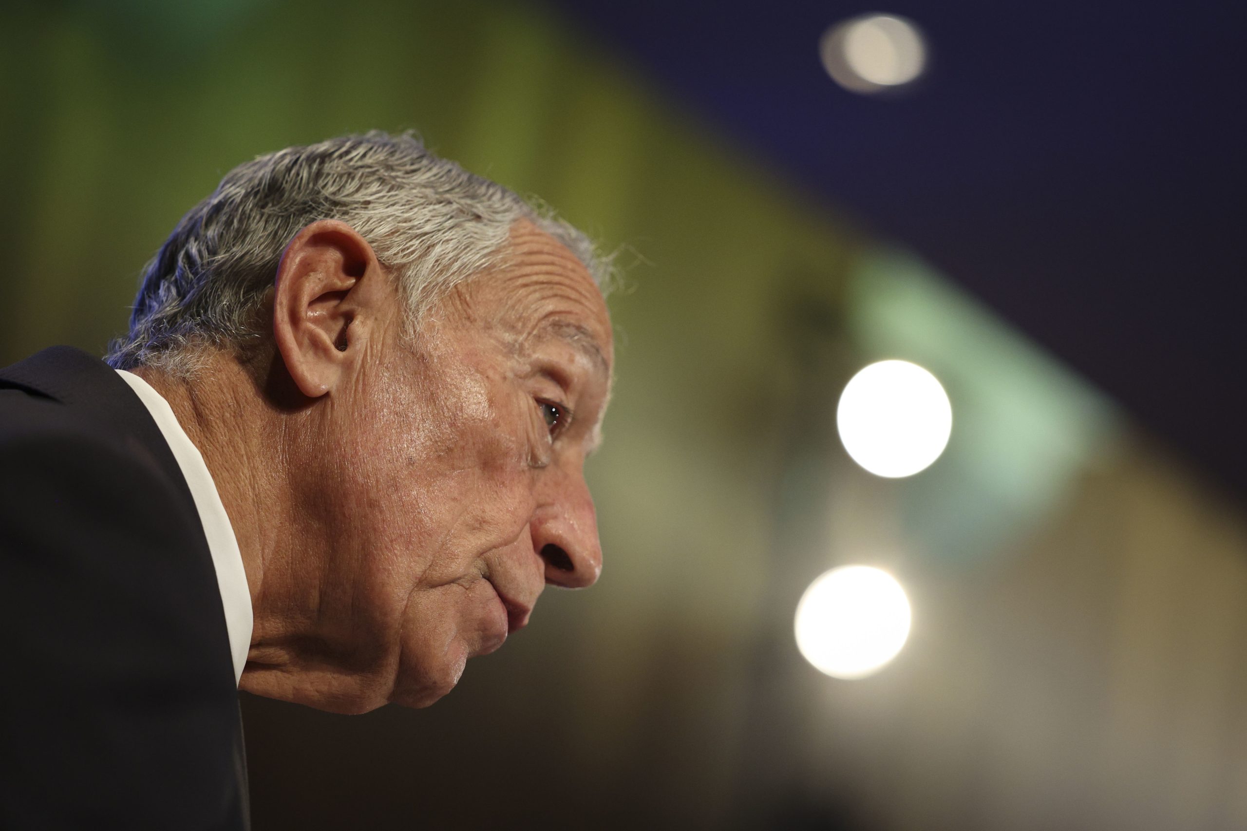 Marcelo diz que professores têm reivindicações justas e pede diálogo construtivo
