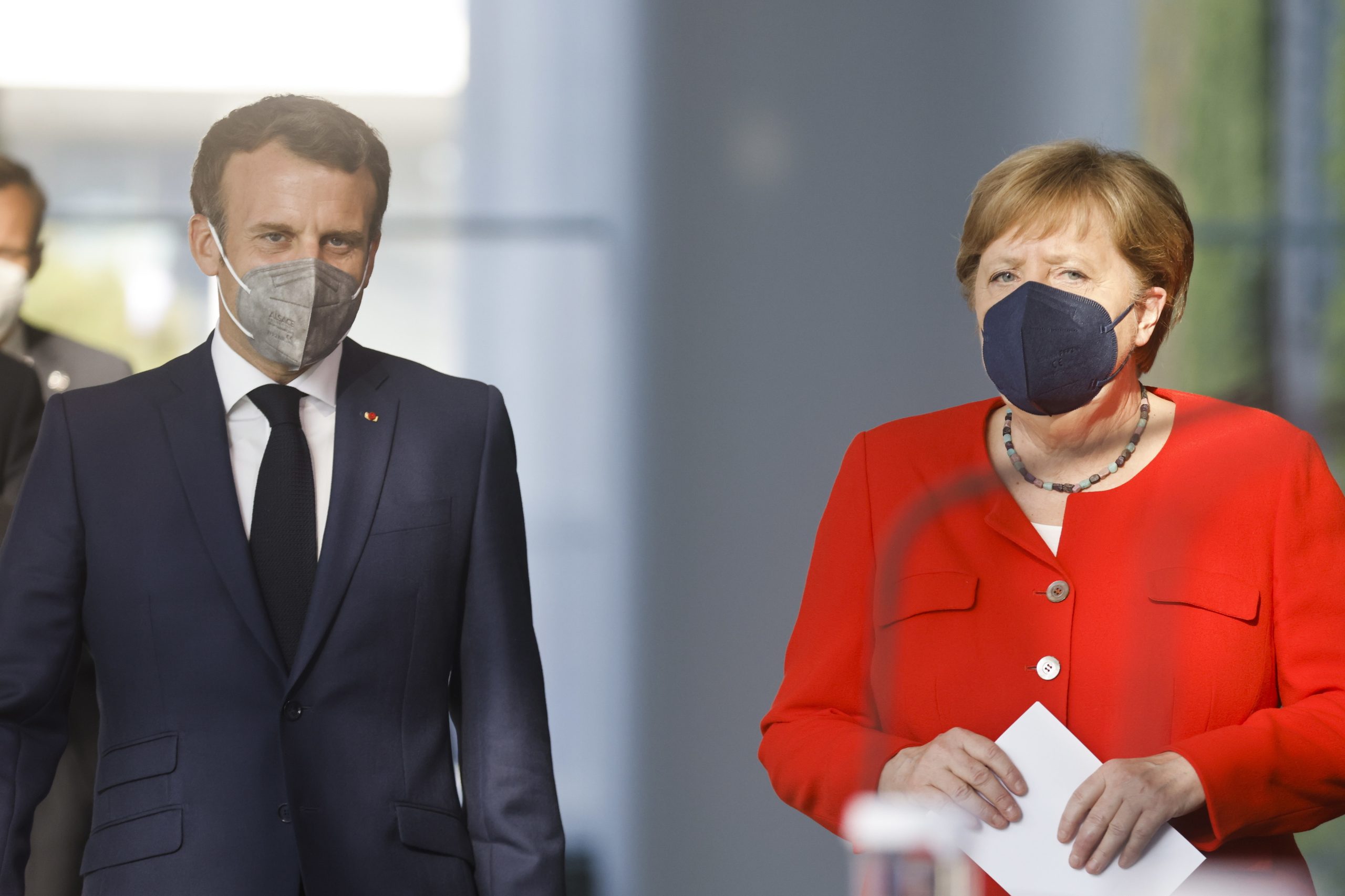 Merkel e Macron apoiam ratificação de acordo de investimento com a China
