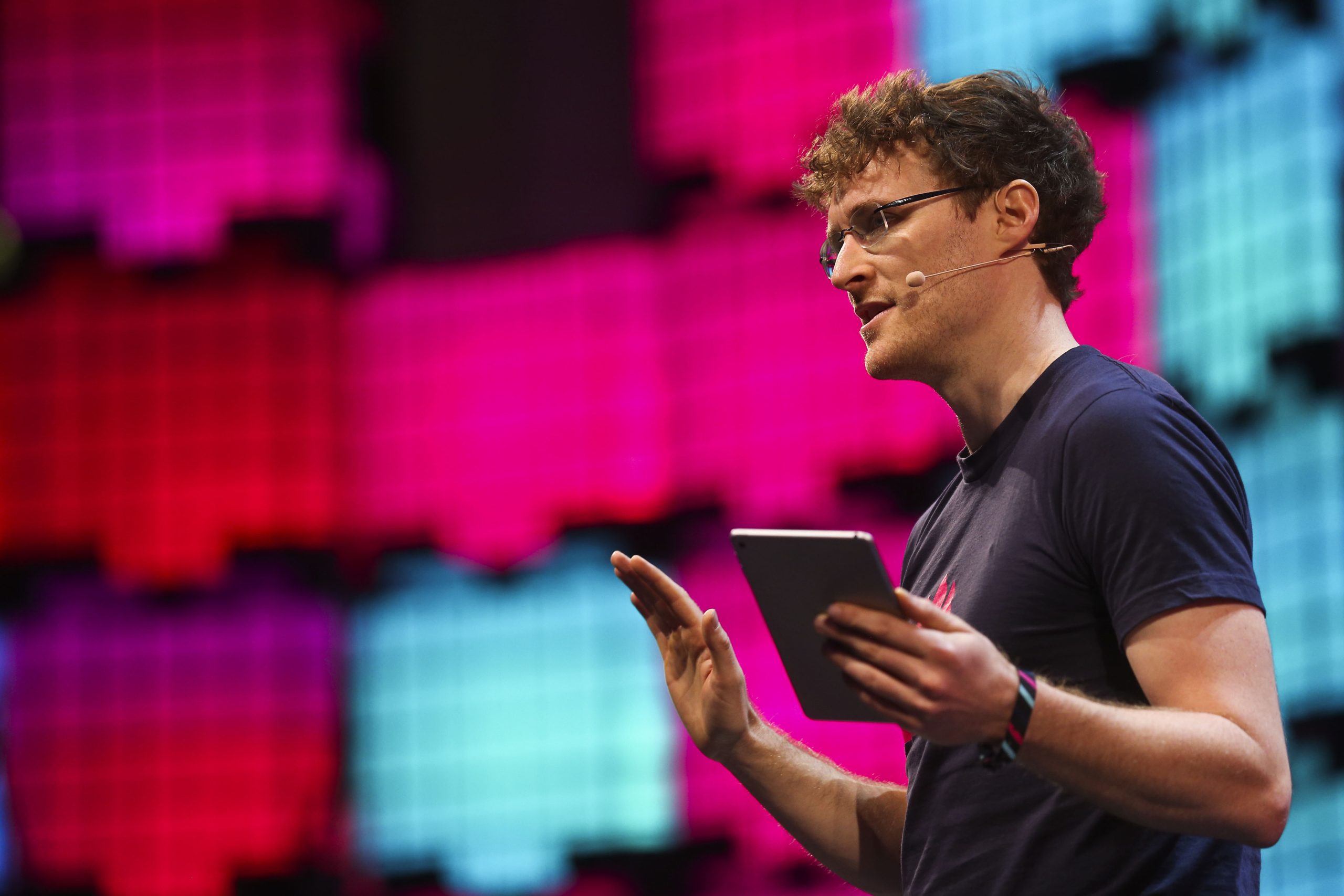 Web Summit vai retirar convite a Marine Le Pen