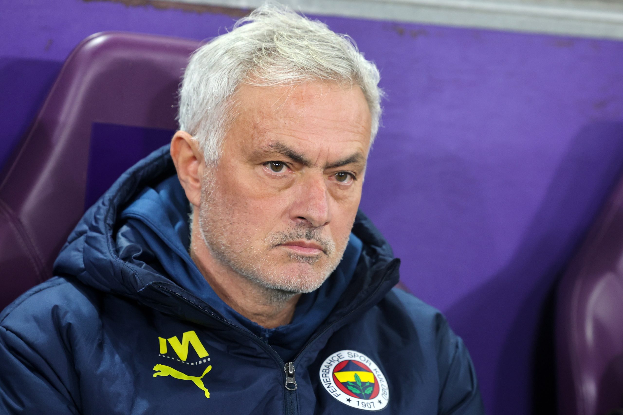 Fenerbahçe cede empate nos descontos e fica mais longe do líder Galatasaray