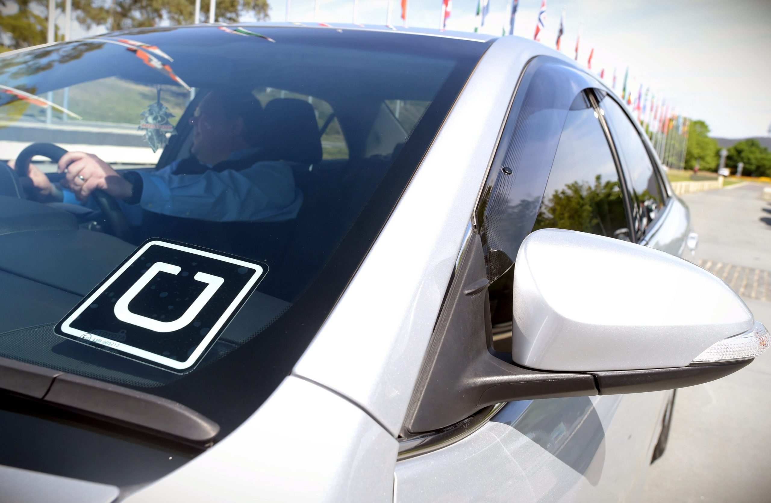 Associação dos motoristas da Uber e Cabify lamenta que lei não tenha sido aprovada