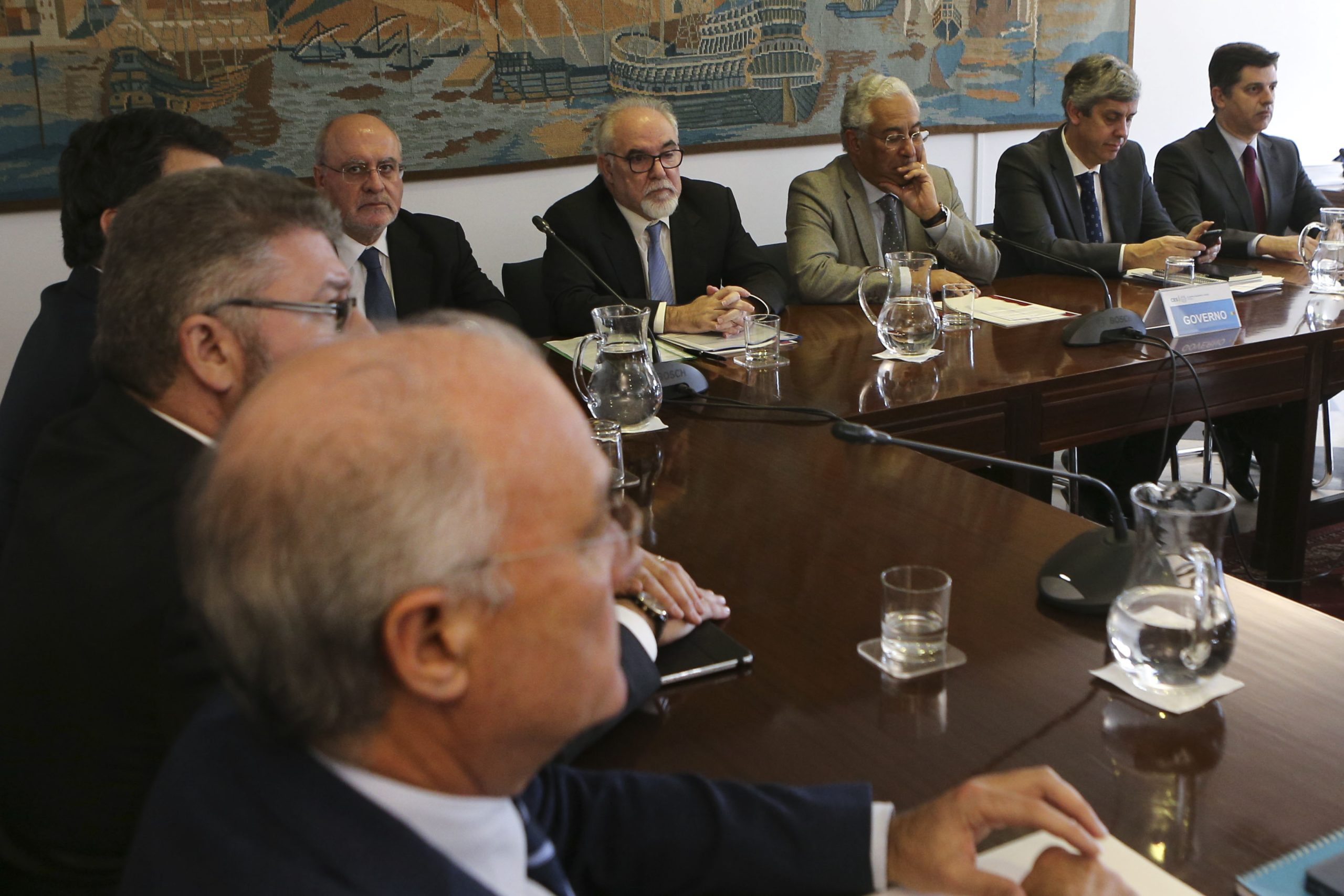 Costa chama parceiros sociais para discutir e preparar Conselho Europeu
