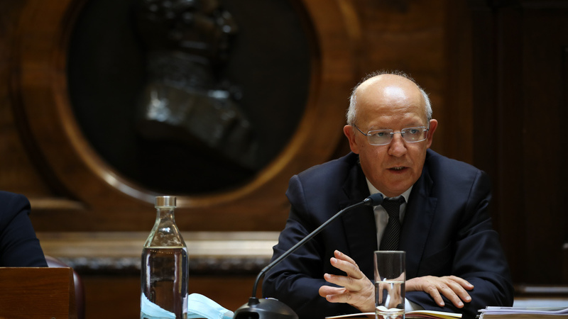 Ministério dos Negócios Estrangeiros condena atentado em Viena e diz que liberdade religiosa é “valor fundamental”