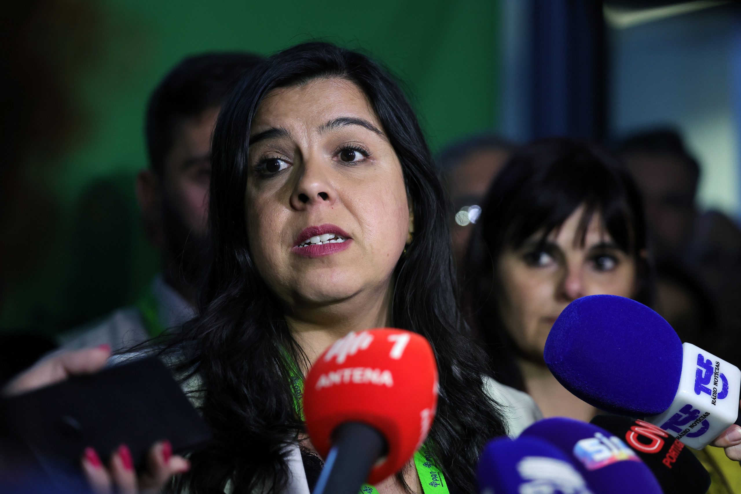 Inês de Sousa Real vê país “refém de muita instabilidade política”