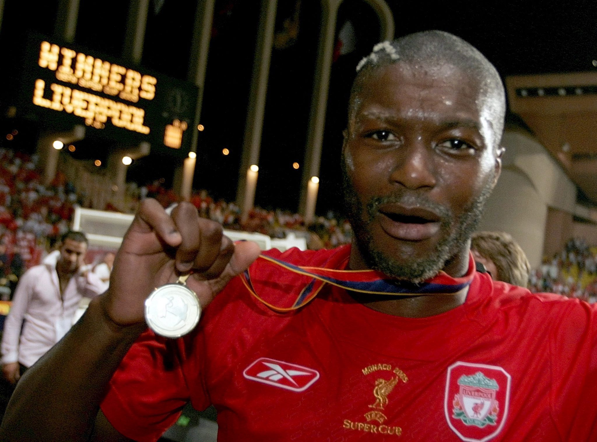 Djibril Cissé ‘pendura as botas’