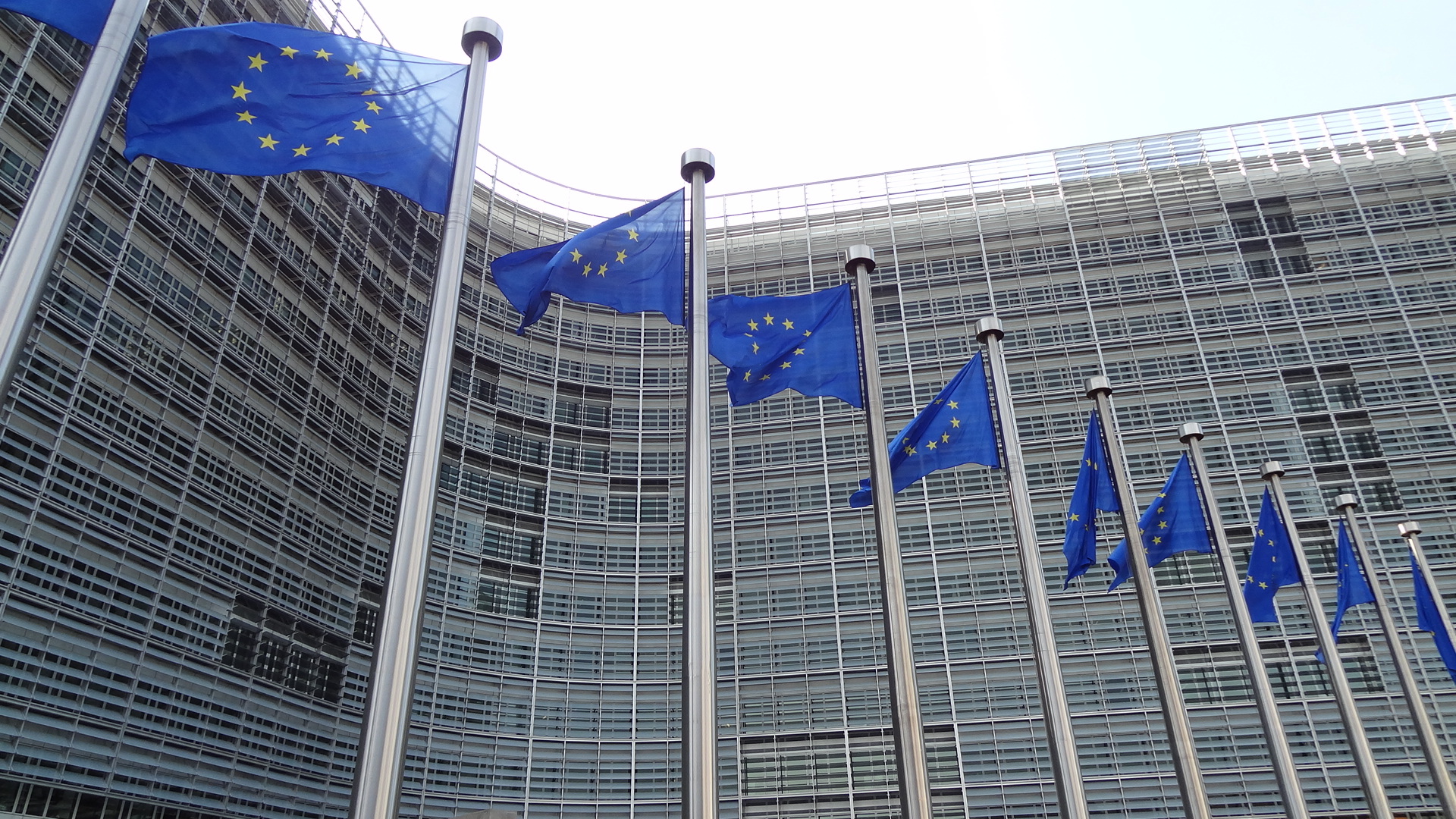 Bruxelas espera menos défice e mais crescimento em Portugal