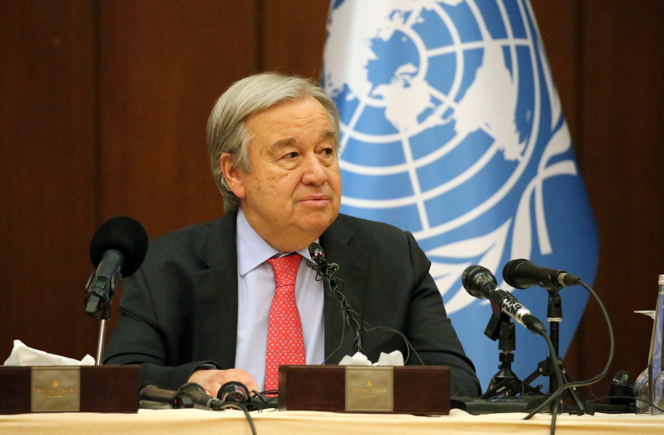 António Guterres já chegou a Kiev para falar com Zelensky sobre cereais