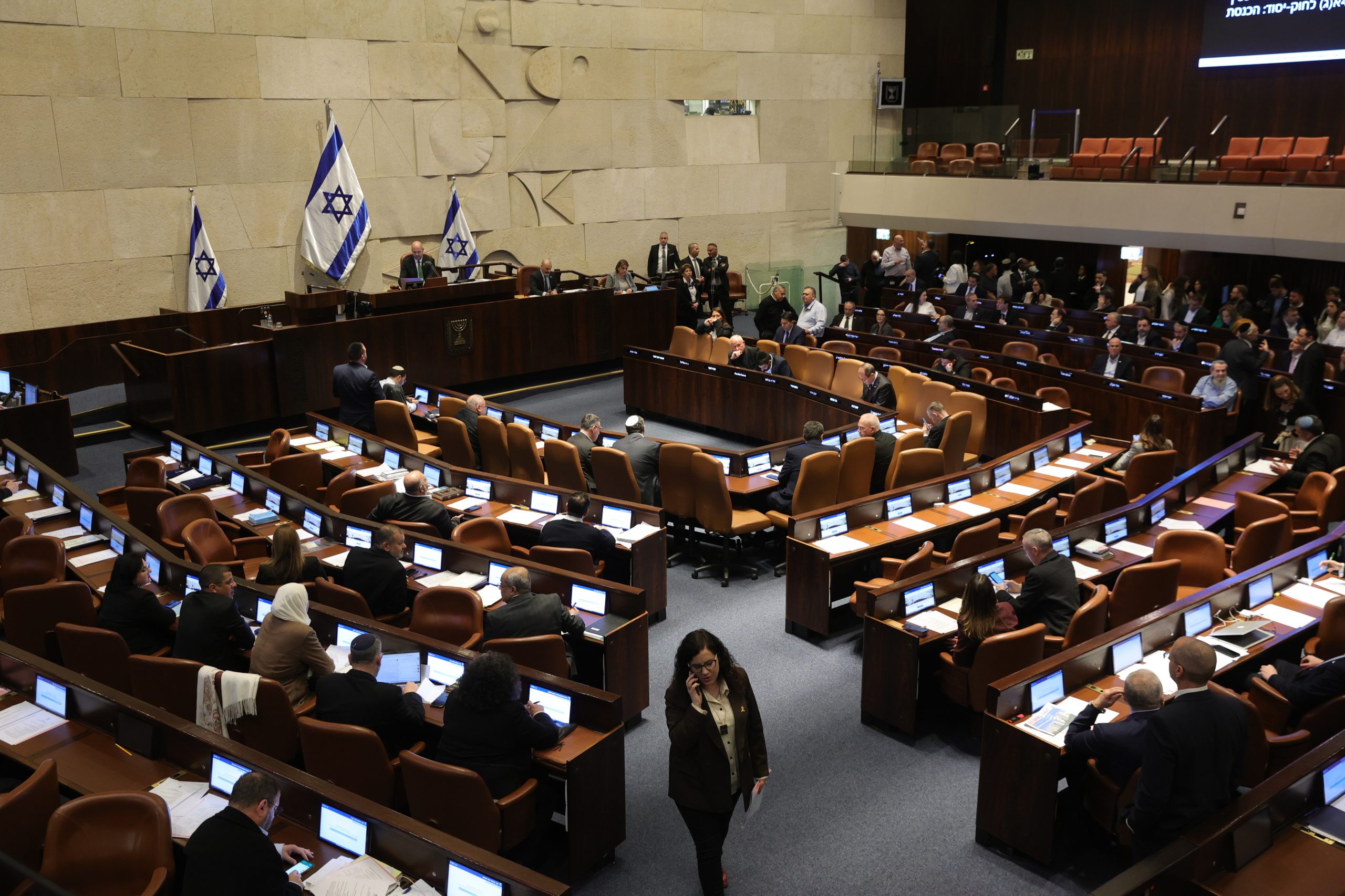 Parlamento israelita rejeita por larga maioria “reconhecimento unilateral” do Estado palestiniano