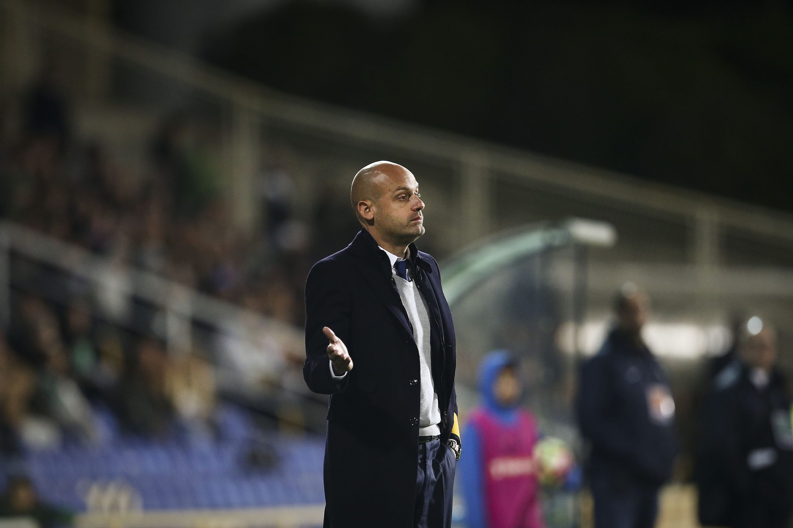 Pedro Carmona abandona comando técnico do Estoril