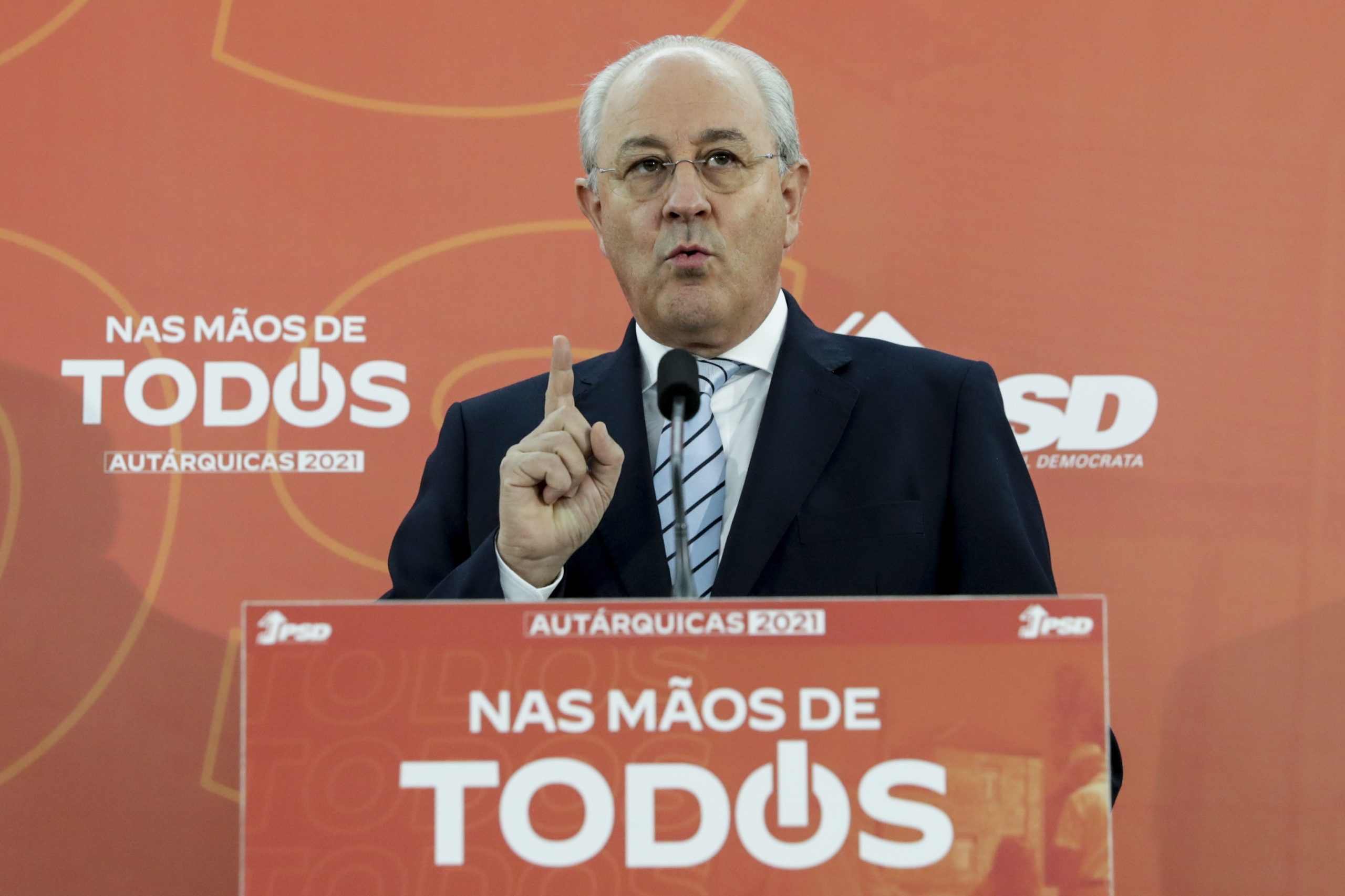 Covid-19: PSD agradece “trabalho e esforço” de vice-almirante Gouveia e Melo e ‘task force’