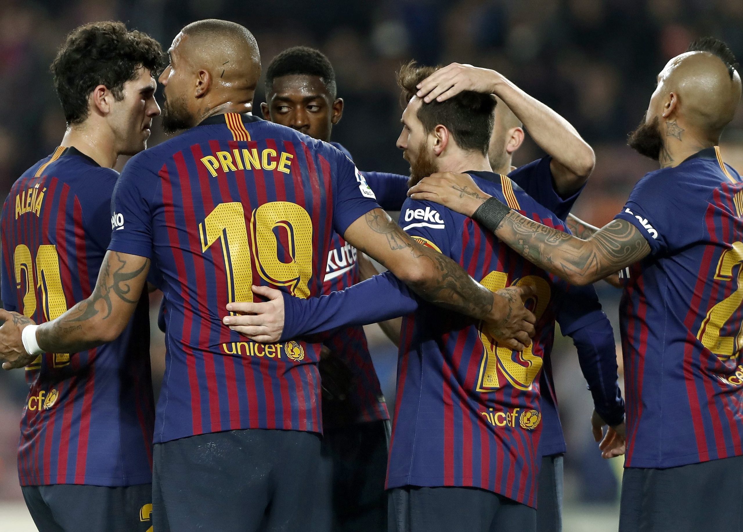 Barcelona vence Valladolid com golo de Messi e cimenta liderança em Espanha