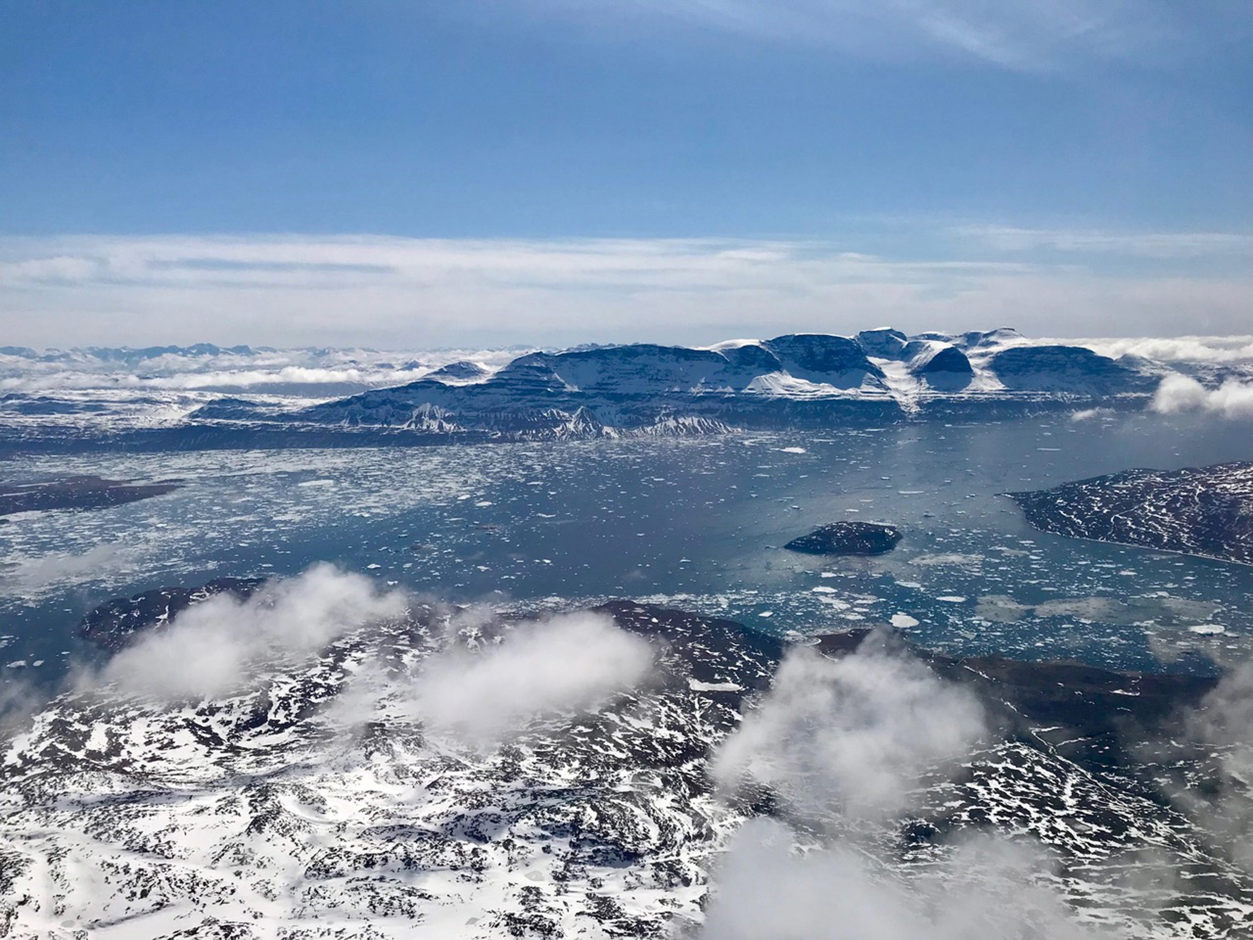 Oceano Ártico poderá ficar sem gelo no verão a partir de 2030