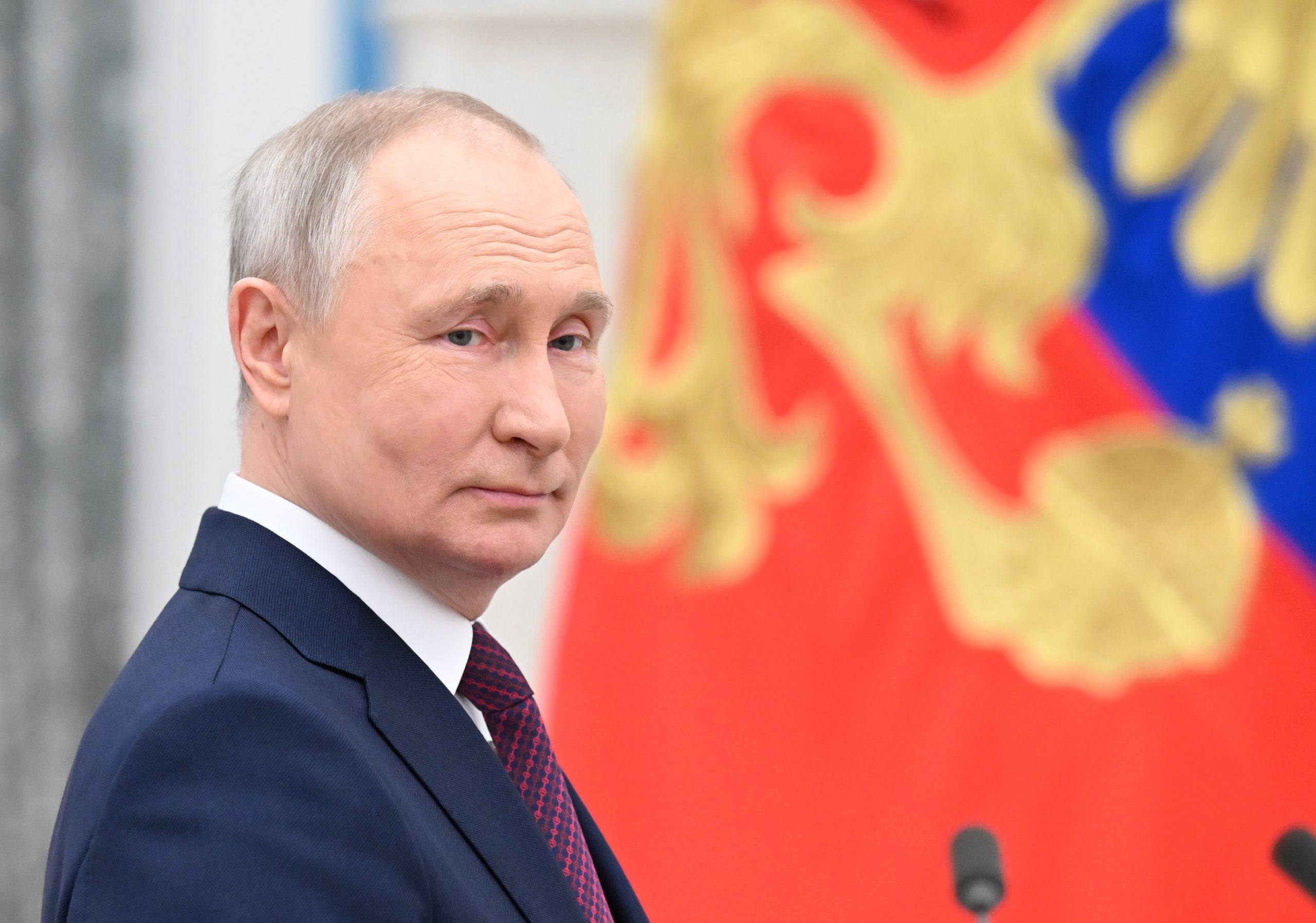 Putin anuncia acordo para armazenamento de armas nucleares na Bielorrússia