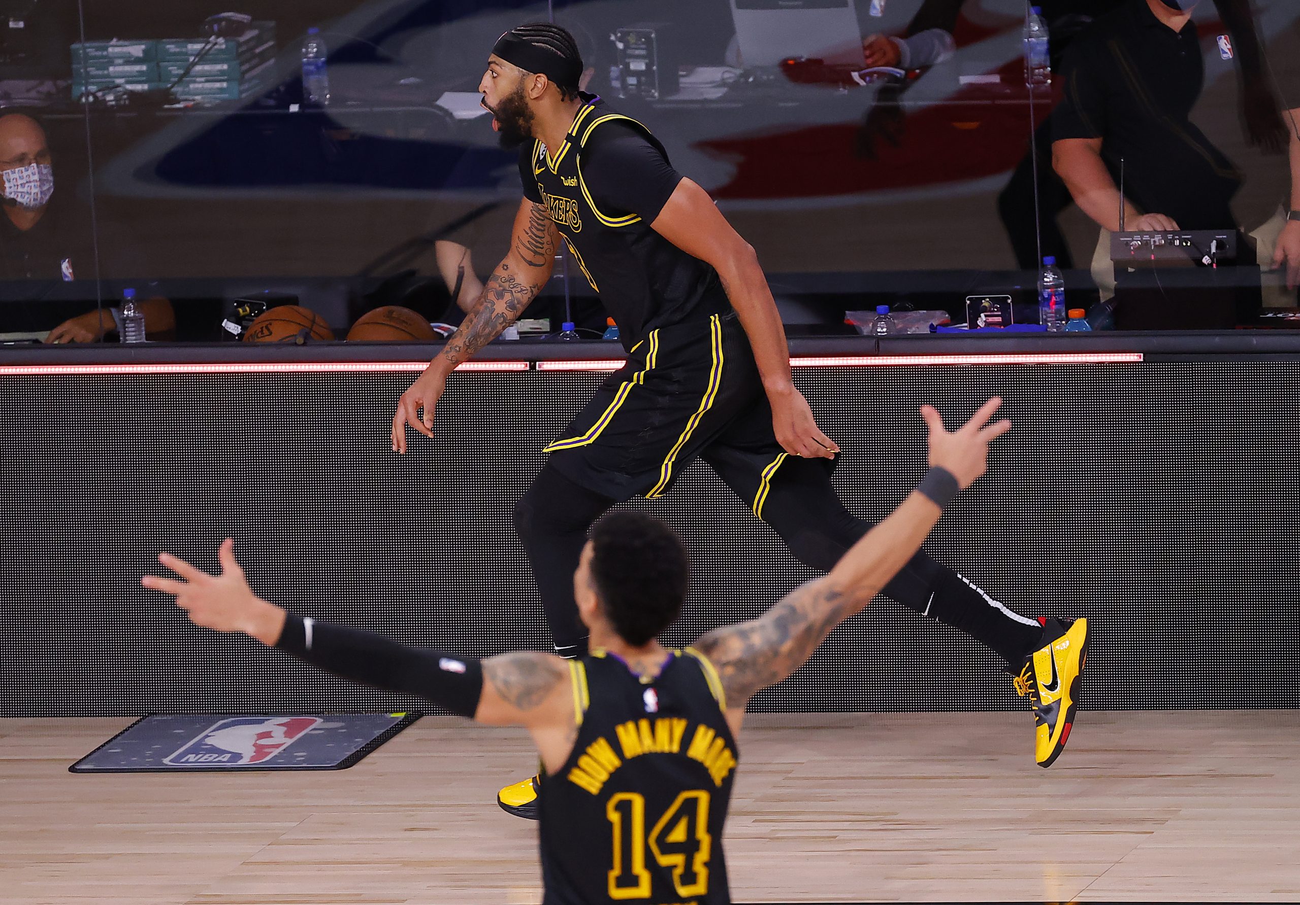 NBA: Triplo de Anthony Davis sob a buzina amplia vantagem dos Lakers