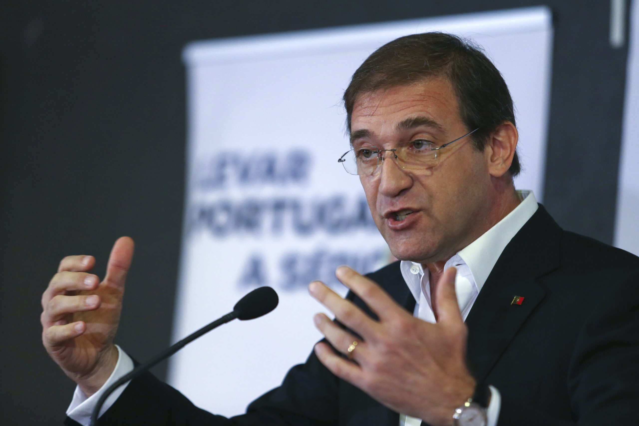 PSD acusa António Costa de discurso “quase terceiro-mundista” sobre a PT e Altice