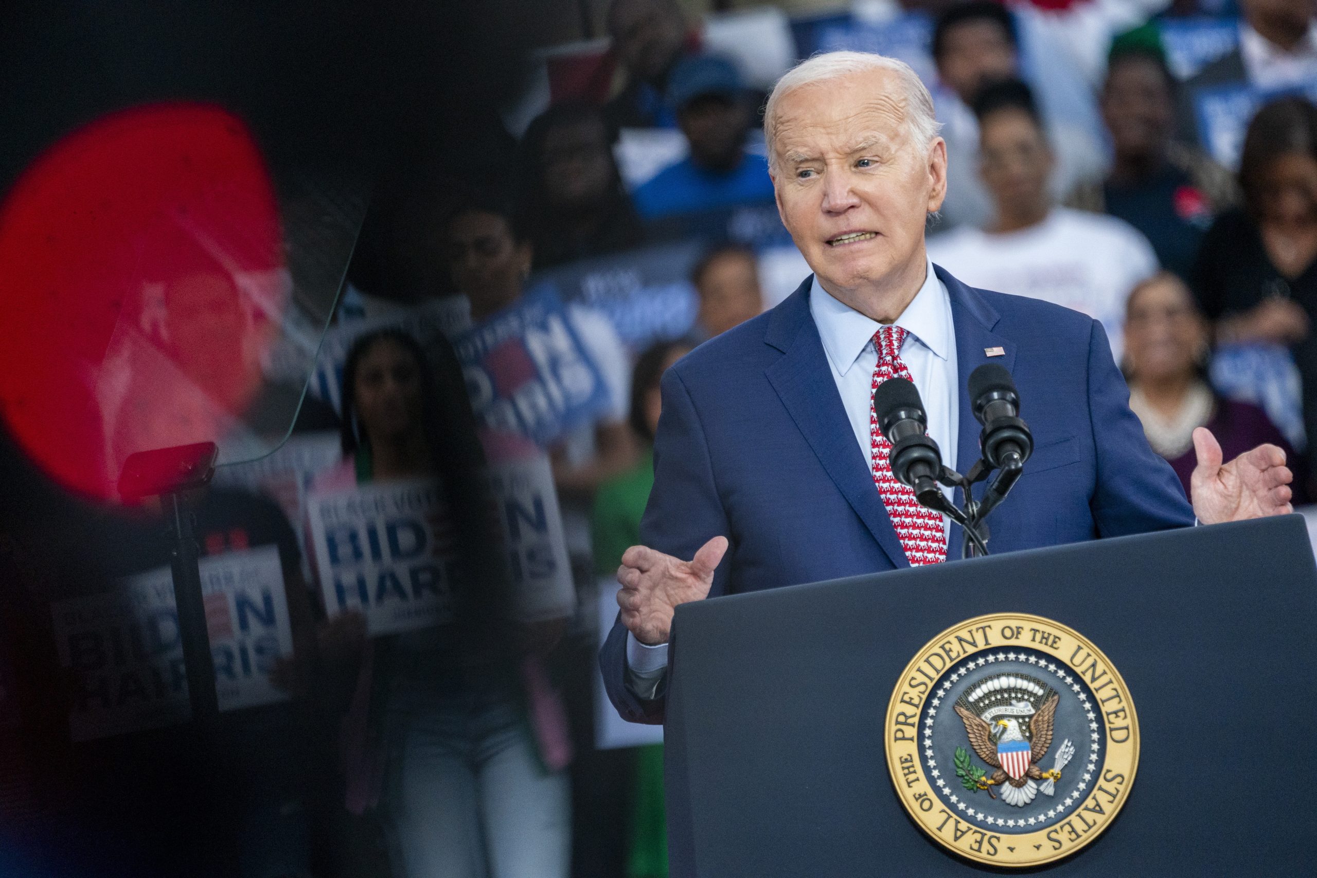 Biden autoriza uso limitado de armas dos EUA contra alvos na Rússia