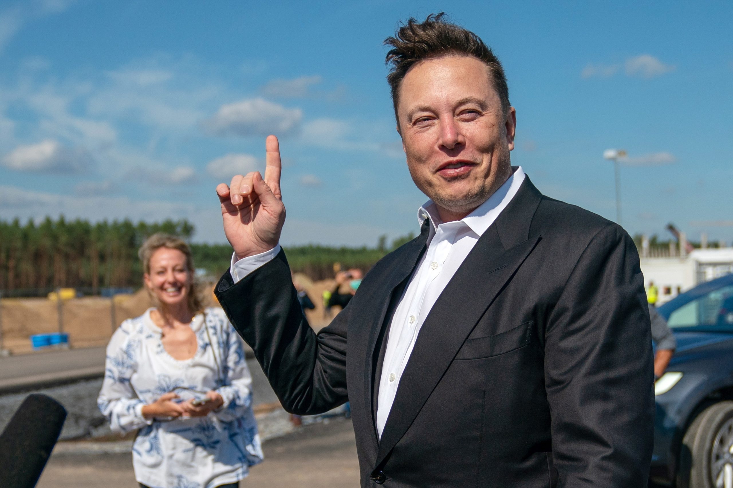Compra do Twitter por Elon Musk festejada por aliados de Bolsonaro