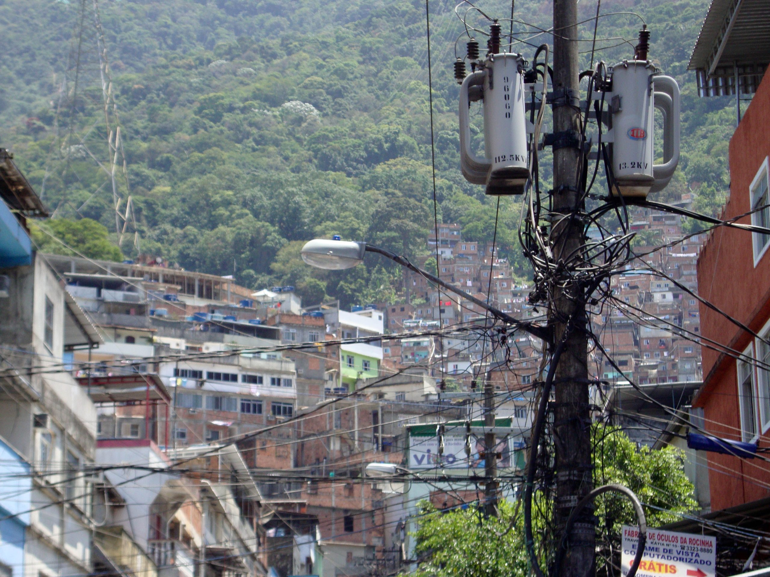Chefe do maior grupo parapolicial do Rio de Janeiro entrega-se e fica em prisão de alta segurança