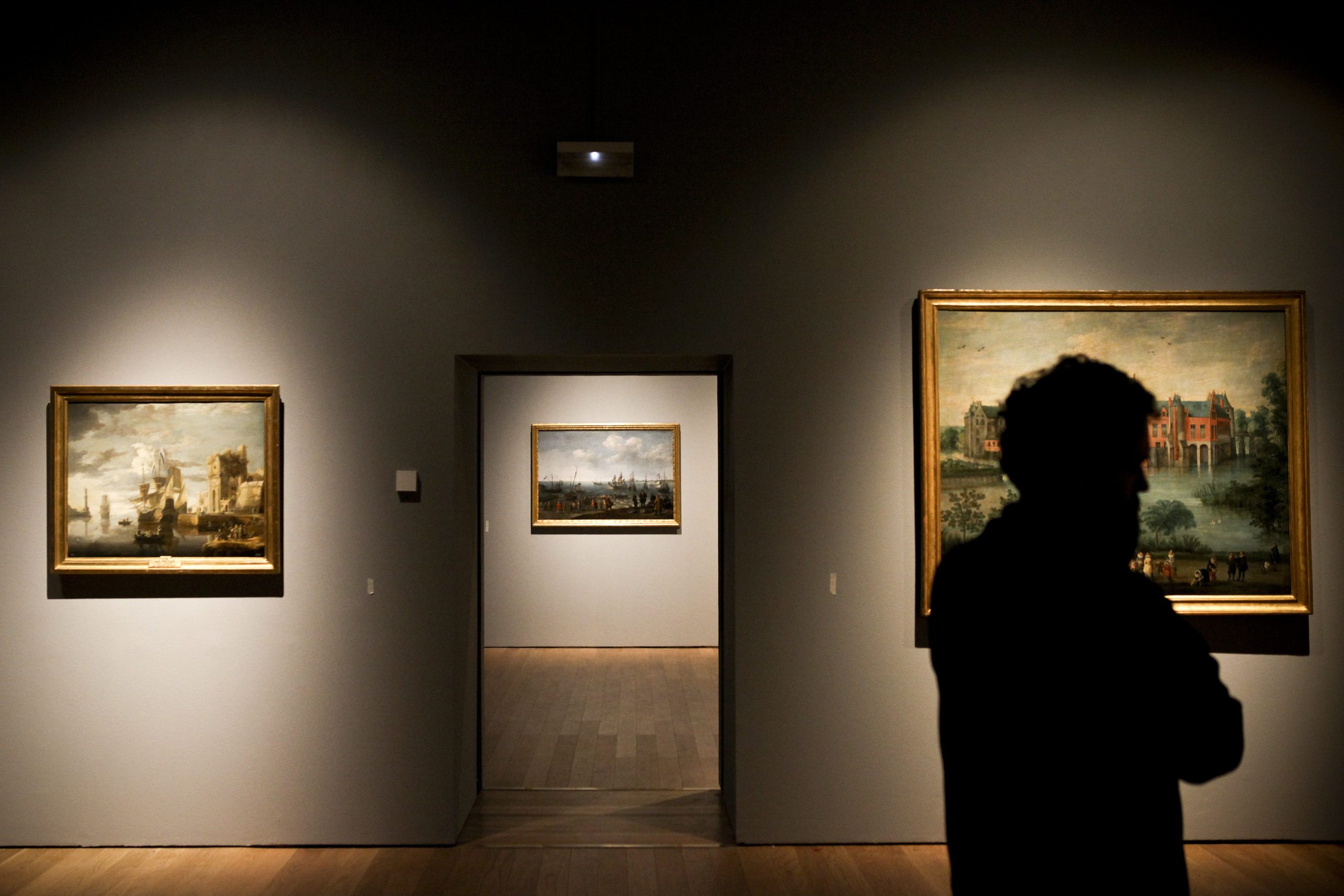 Reproduções gigantes de quadros do Museu do Prado cobrem edifício nos seus 200 anos